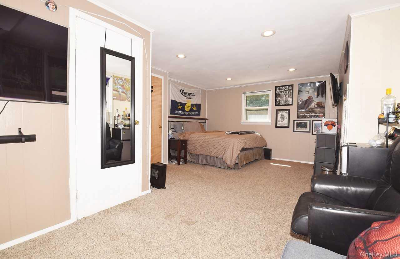 90 Cornell Drive – For Sale photo 13