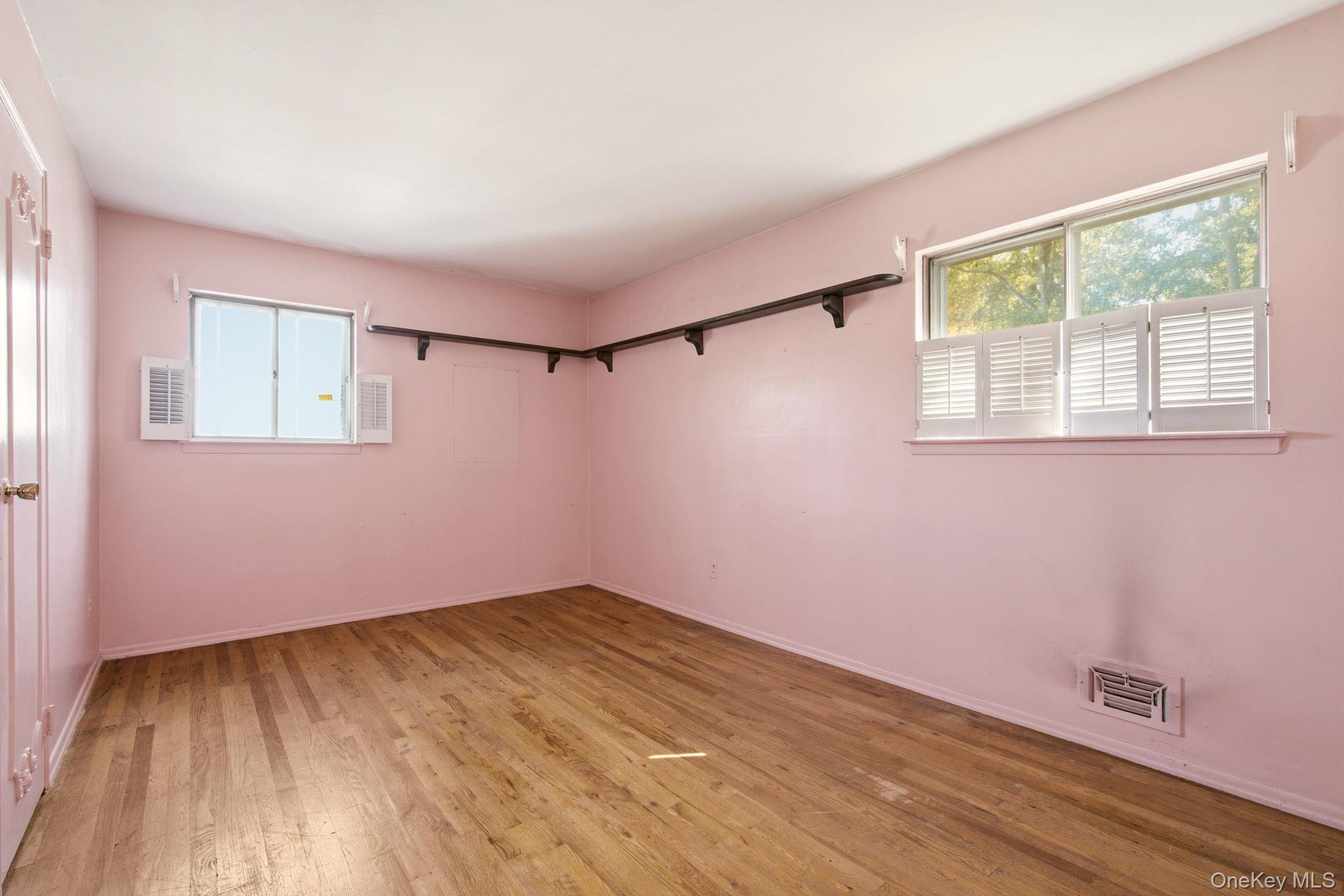 63 Lauren Avenue – For Sale photo 26