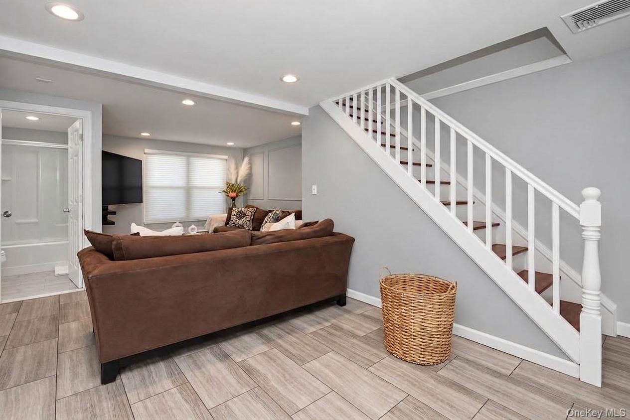 28 Hurd Avenue – For Sale photo 5