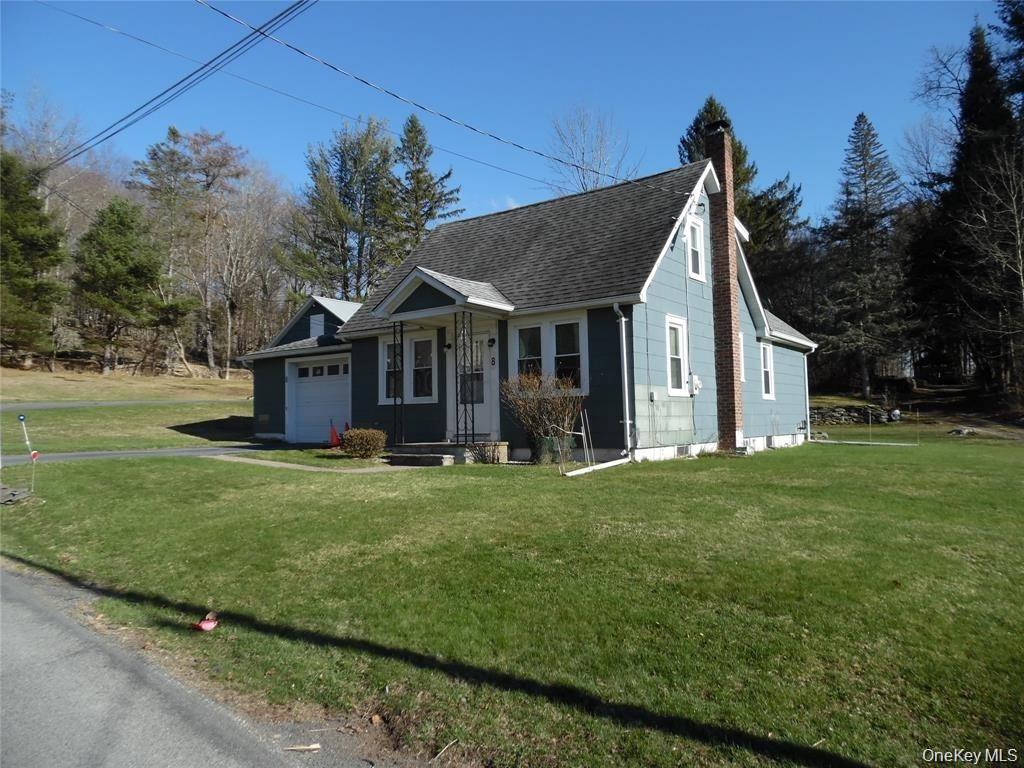 8 Jones Terrace – For Sale