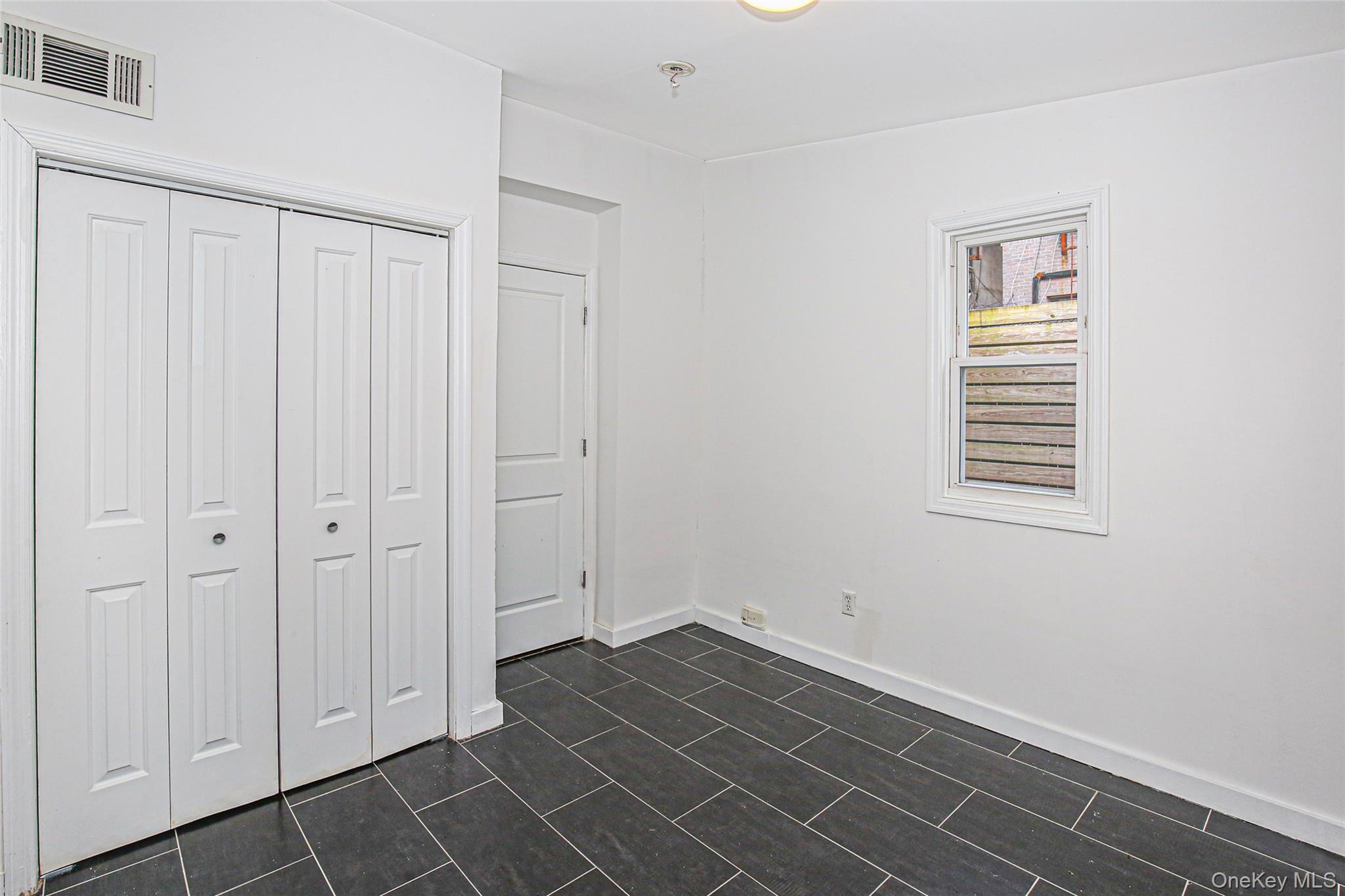 1312 Putnam Avenue, Unit 1 photo 4