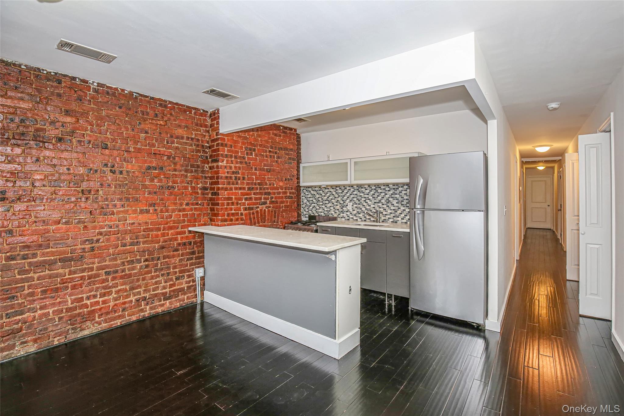 1312 Putnam Avenue, Unit 1 photo 21