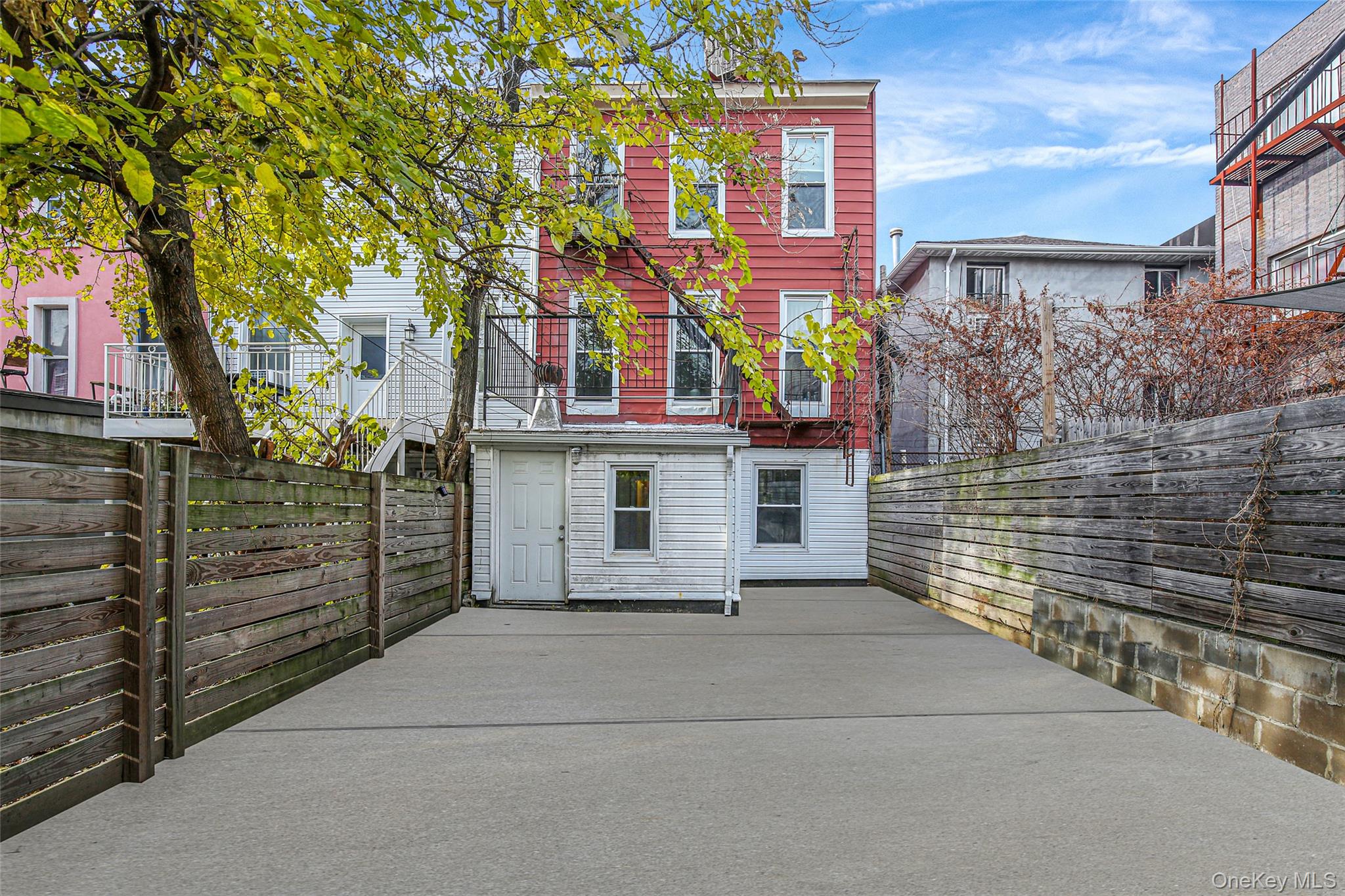 1312 Putnam Avenue, Unit 1 photo 2