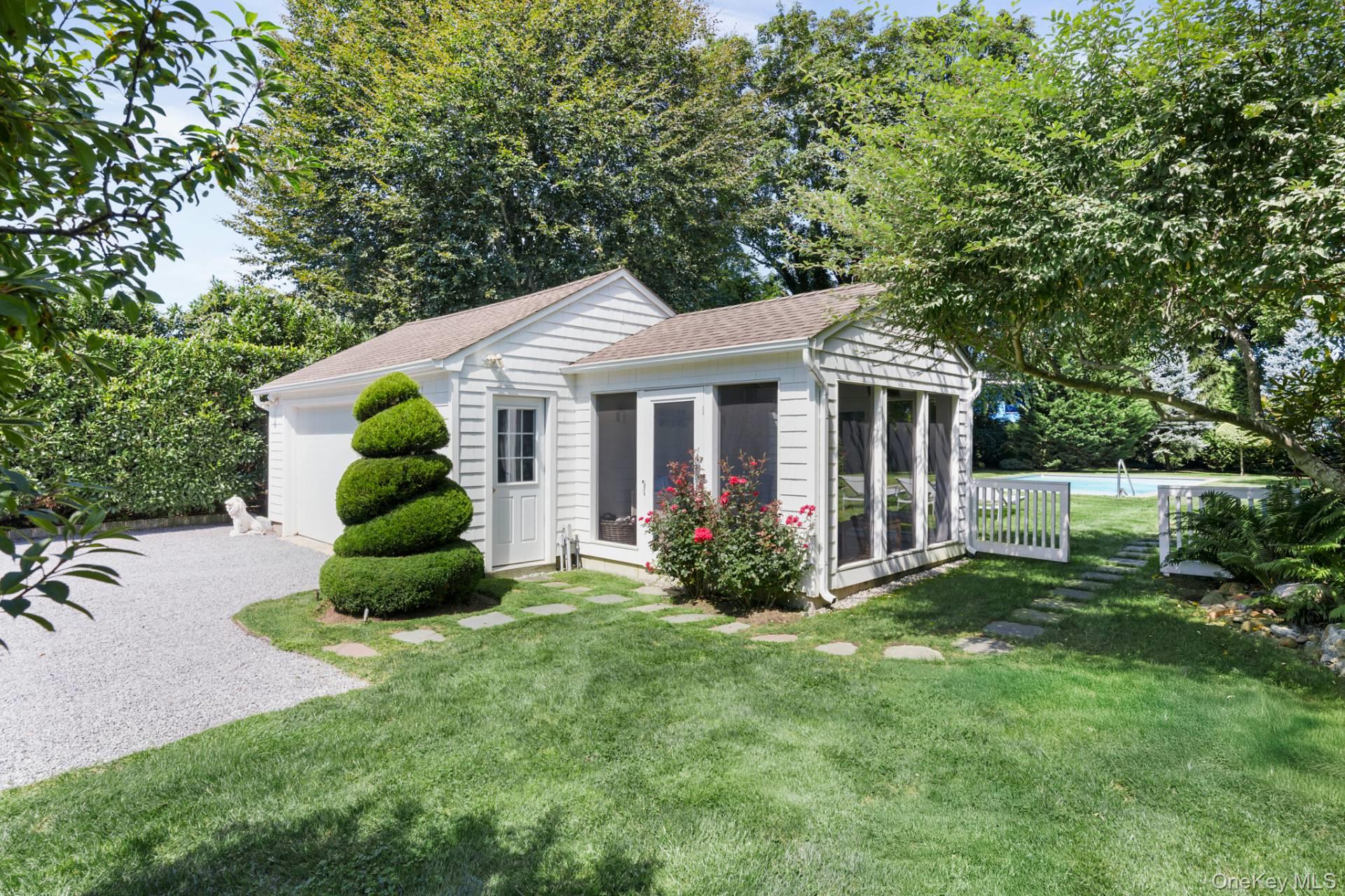69 Pantigo Road – For Sale photo 5