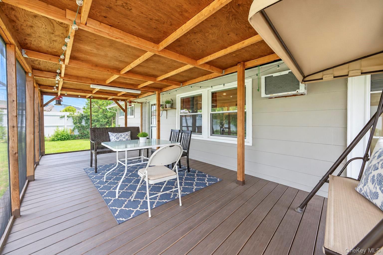 35 Meeting Lane – For Sale photo 22