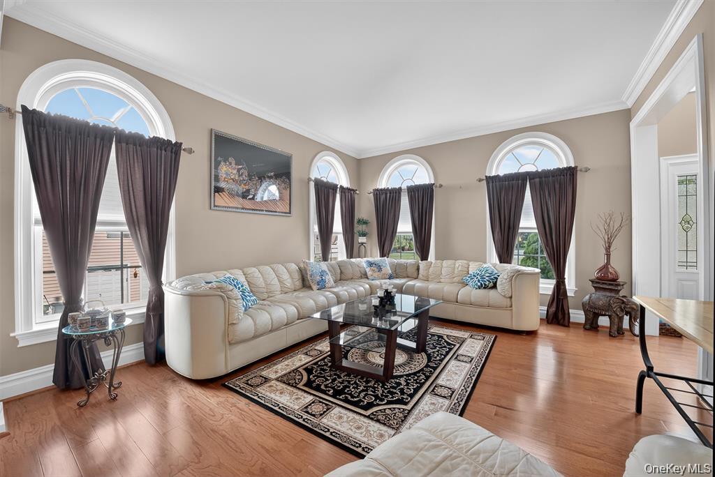 36 Deangelis Drive – For Rent photo 4