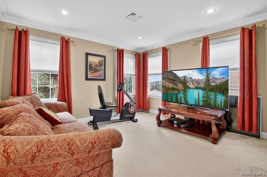 36 Deangelis Drive – For Rent photo 9