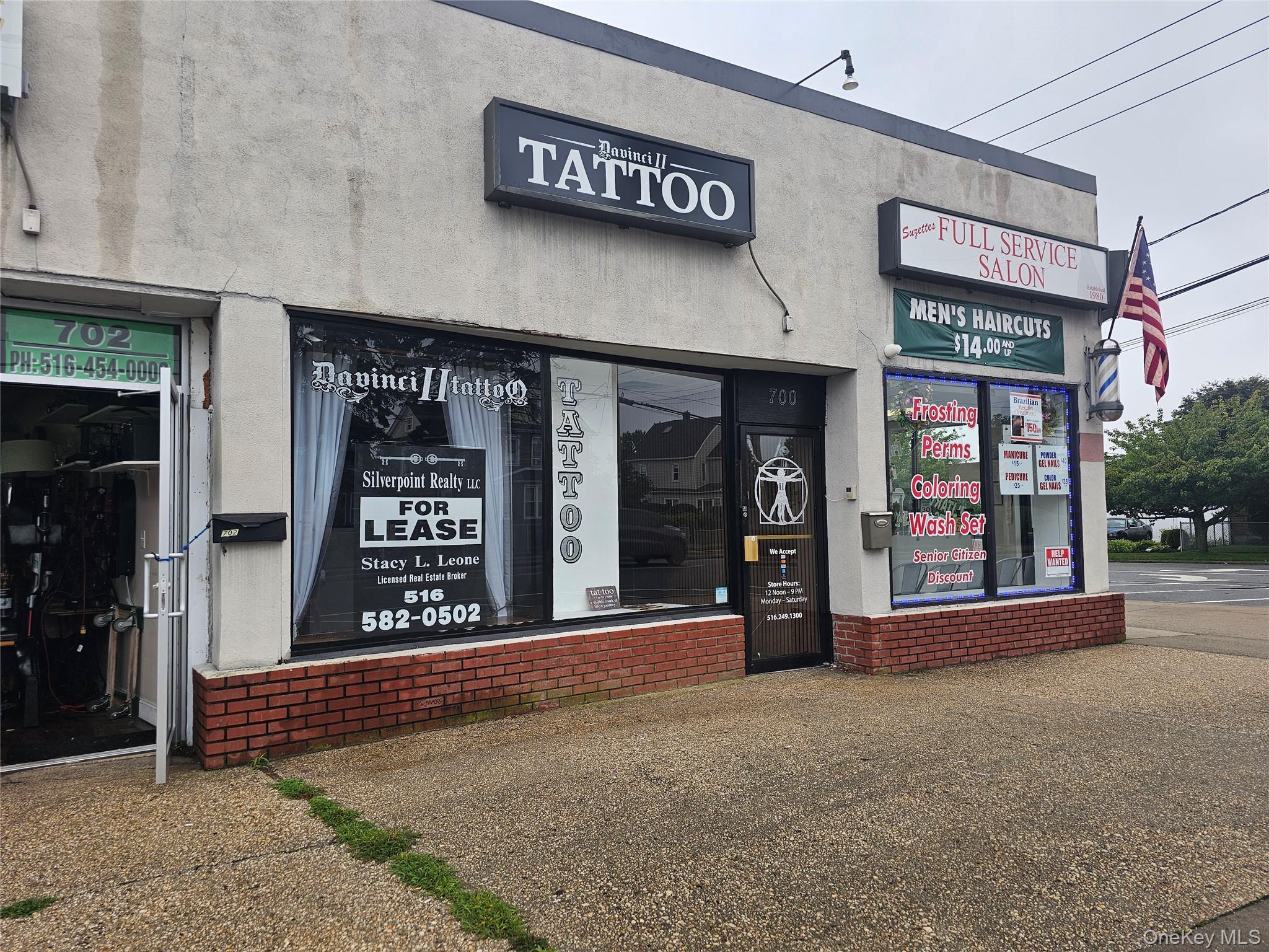 698-706 Main Street – For Rent photo 2