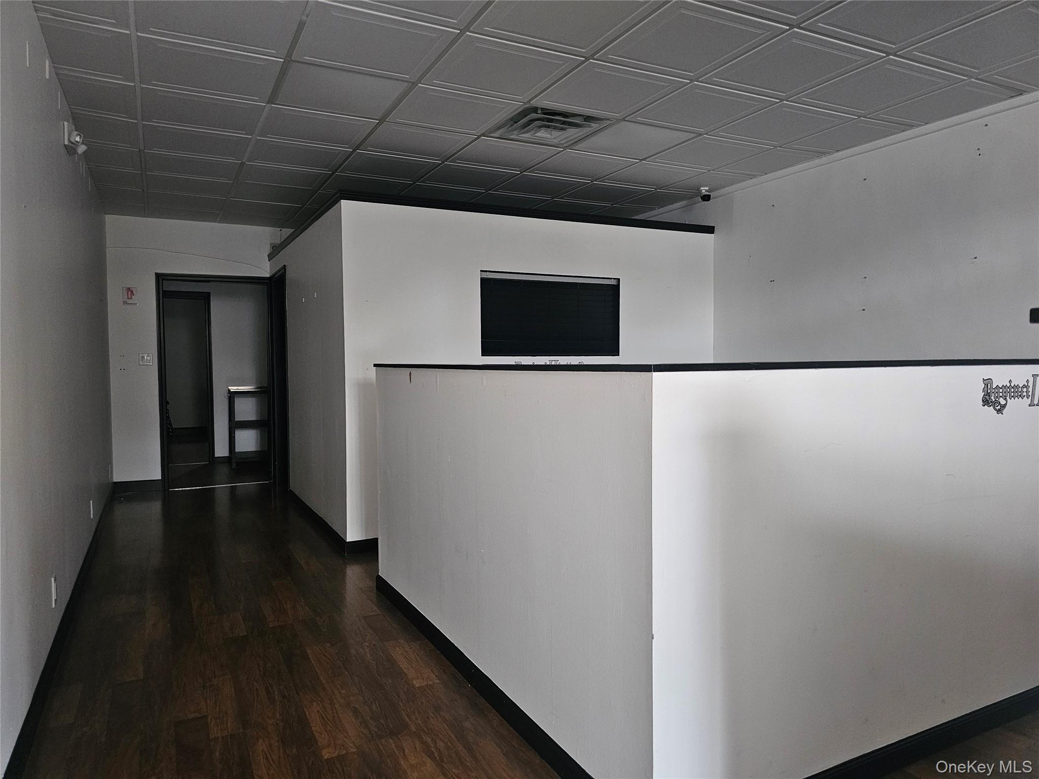 698-706 Main Street – For Rent photo 4