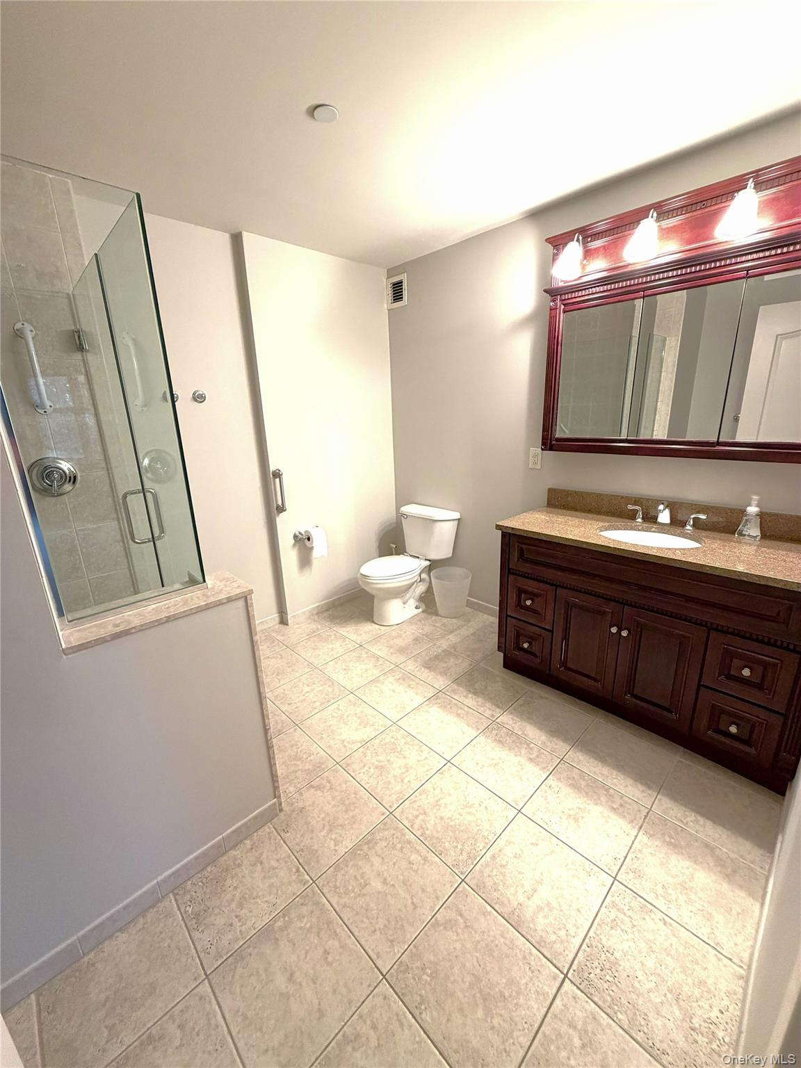 50 Merrick Avenue, Unit 226 photo 16
