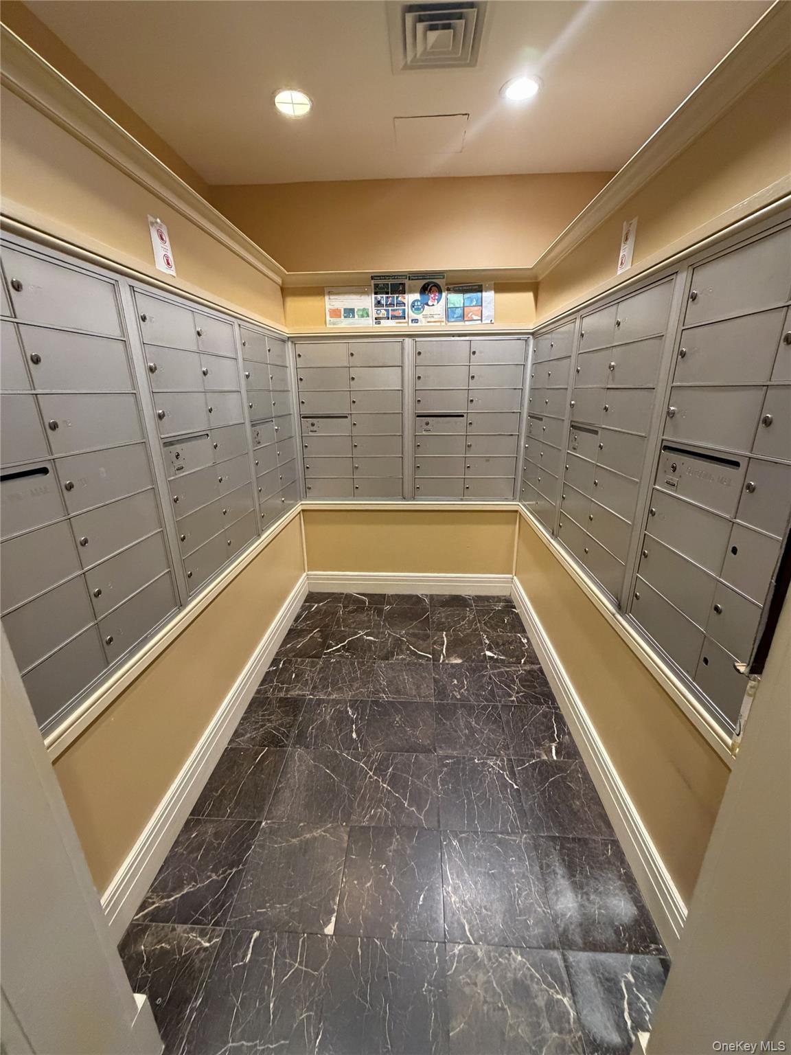 50 Merrick Avenue, Unit 226 photo 21