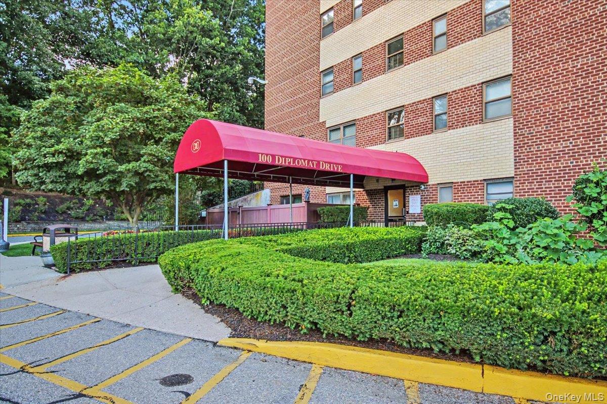 100 Diplomat Drive, Unit 6C photo 47