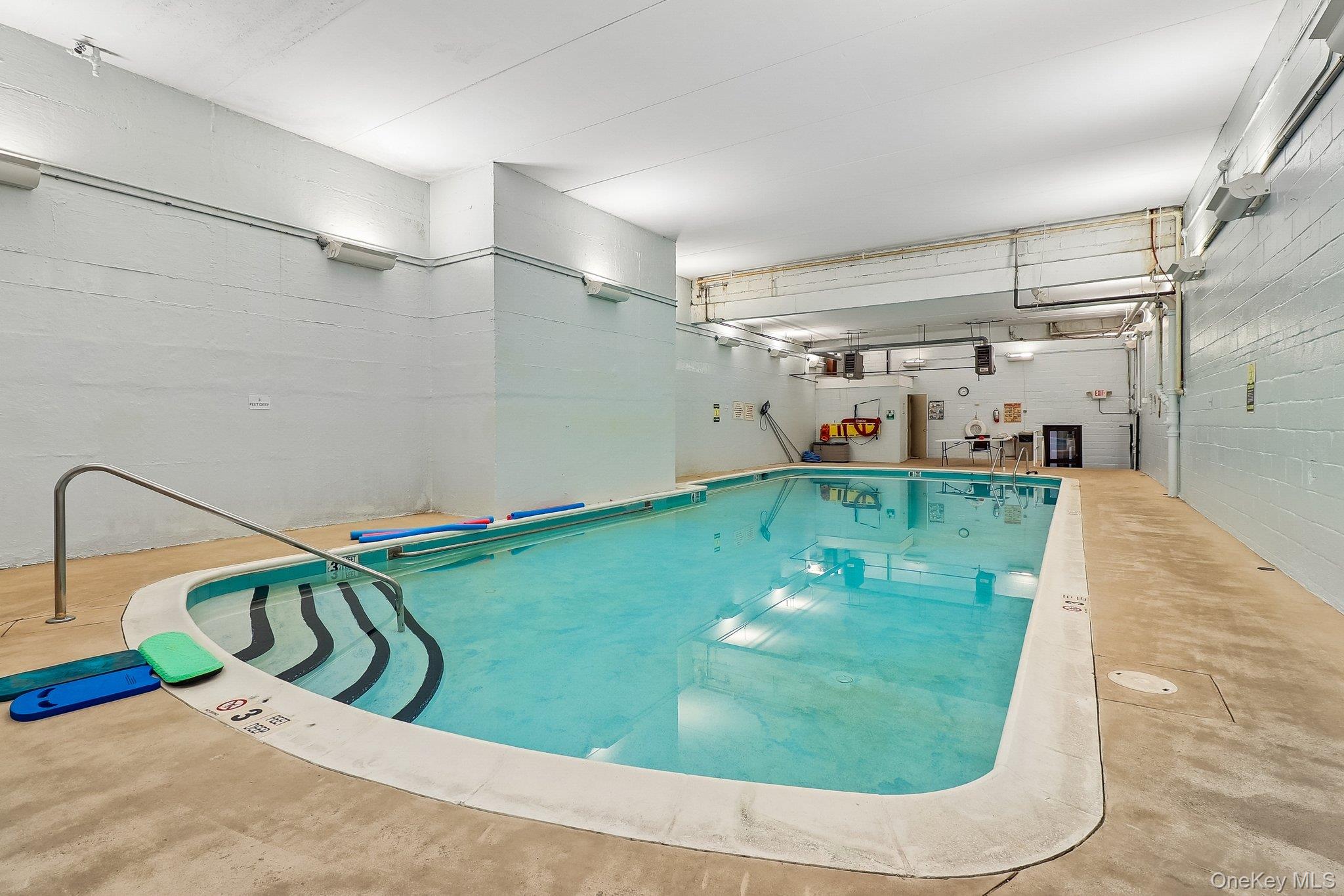 100 Diplomat Drive, Unit 6C photo 31