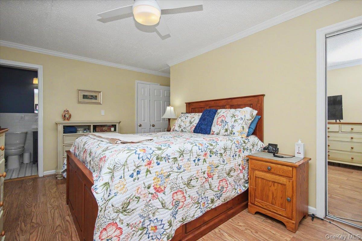 100 Diplomat Drive, Unit 6C photo 21
