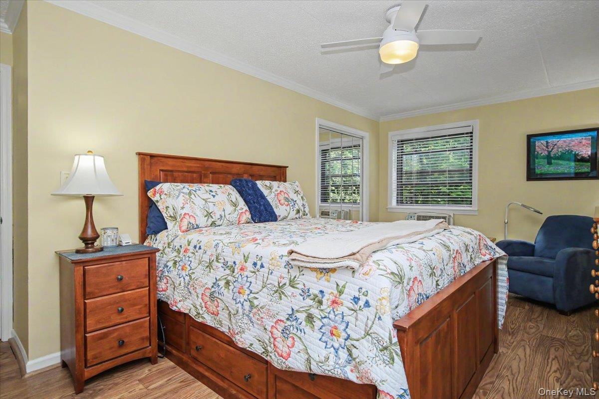 100 Diplomat Drive, Unit 6C photo 20