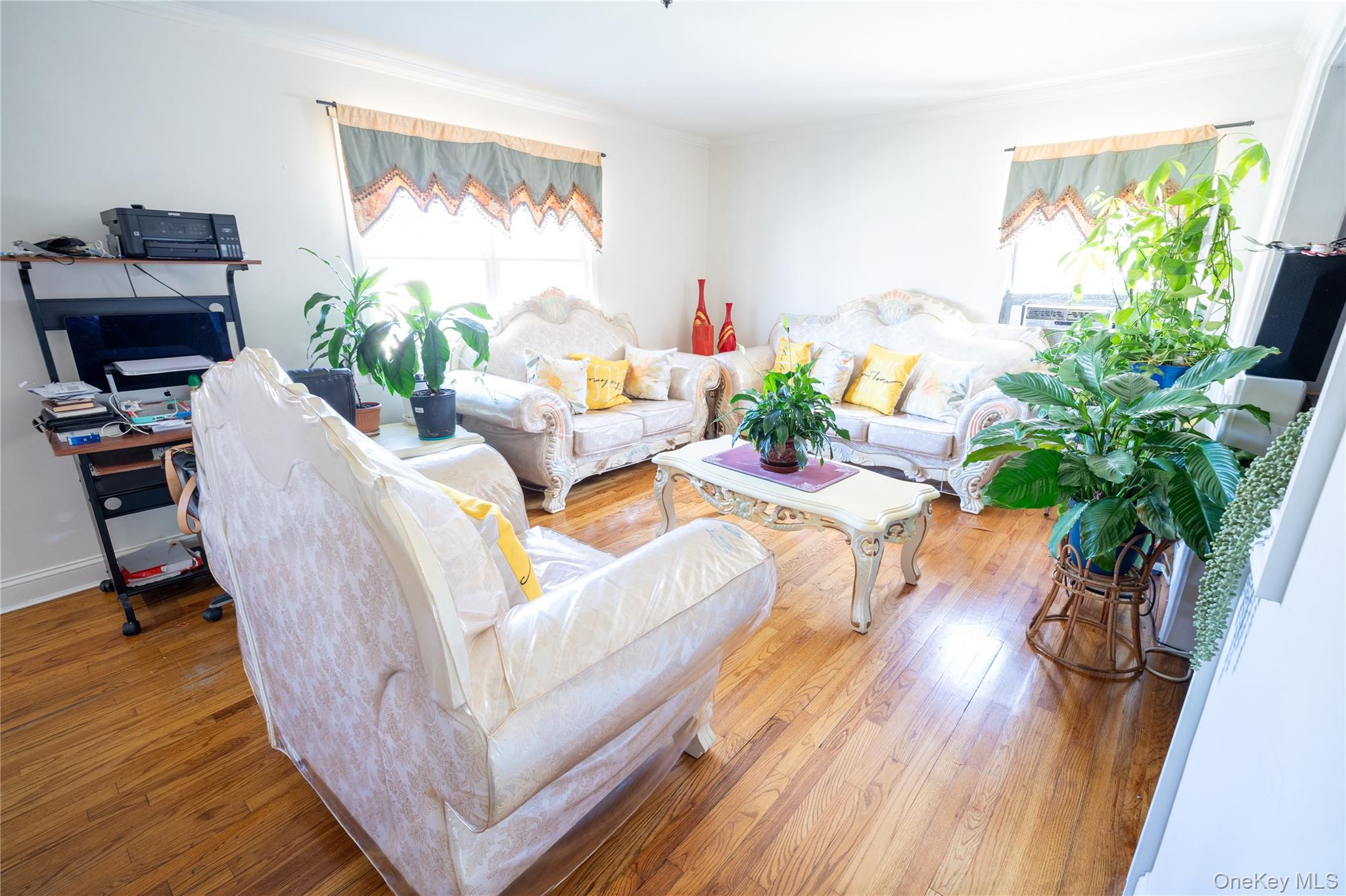 1309 Globe Avenue – For Sale photo 6