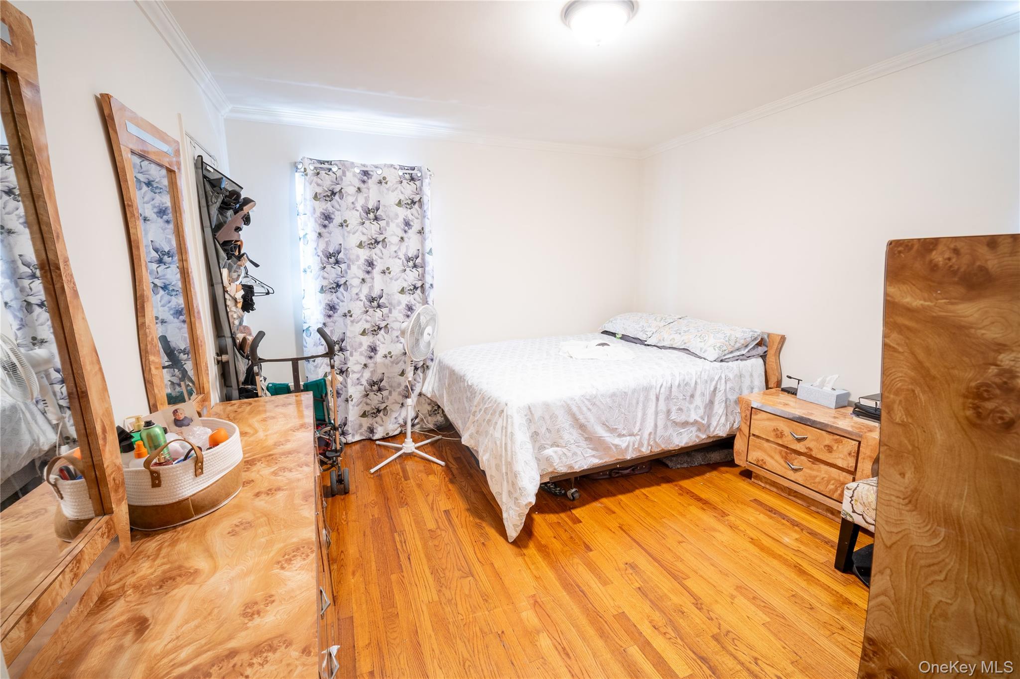 1309 Globe Avenue – For Sale photo 8