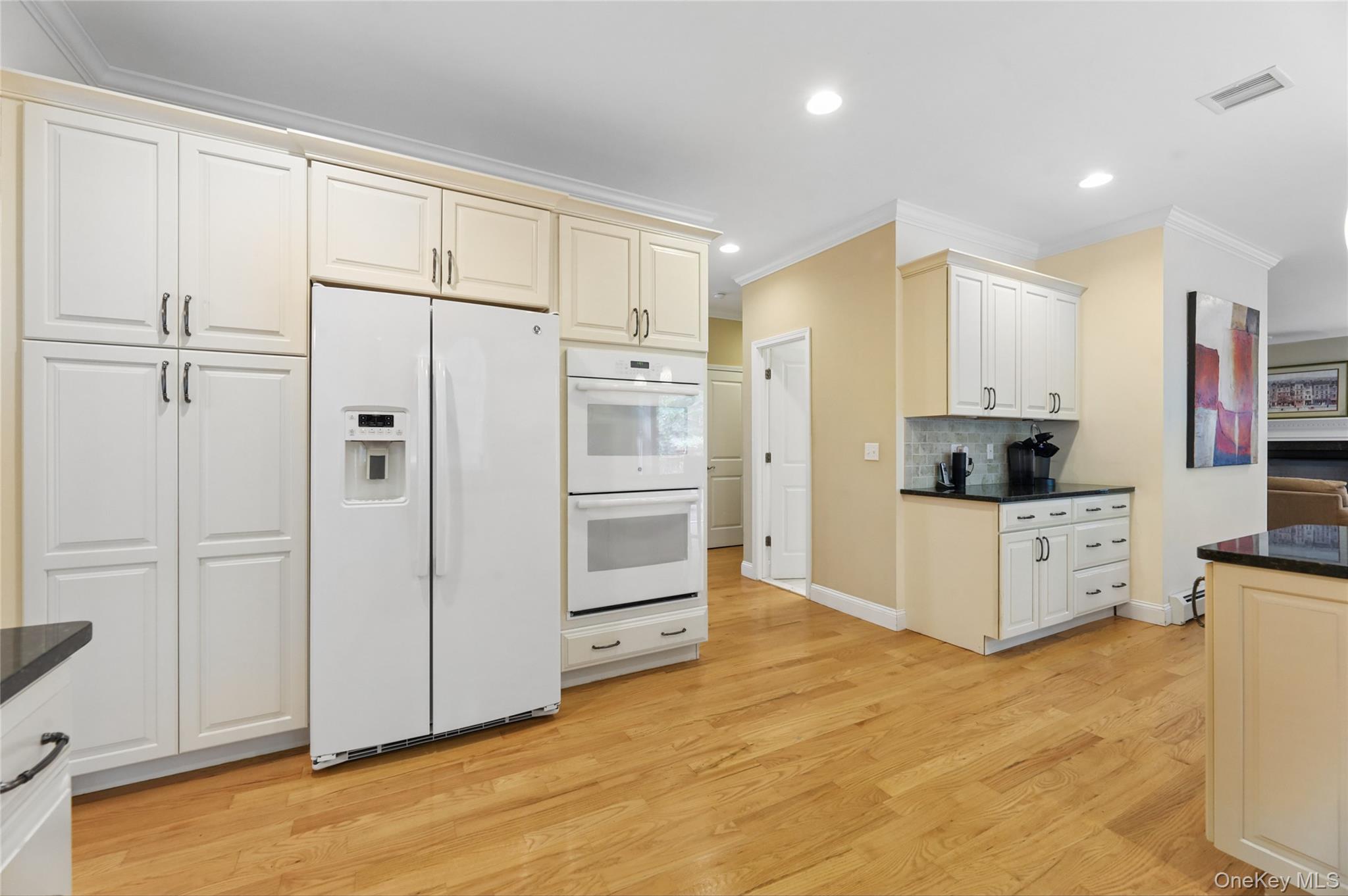 220 N Little Tor Road – For Sale photo 18