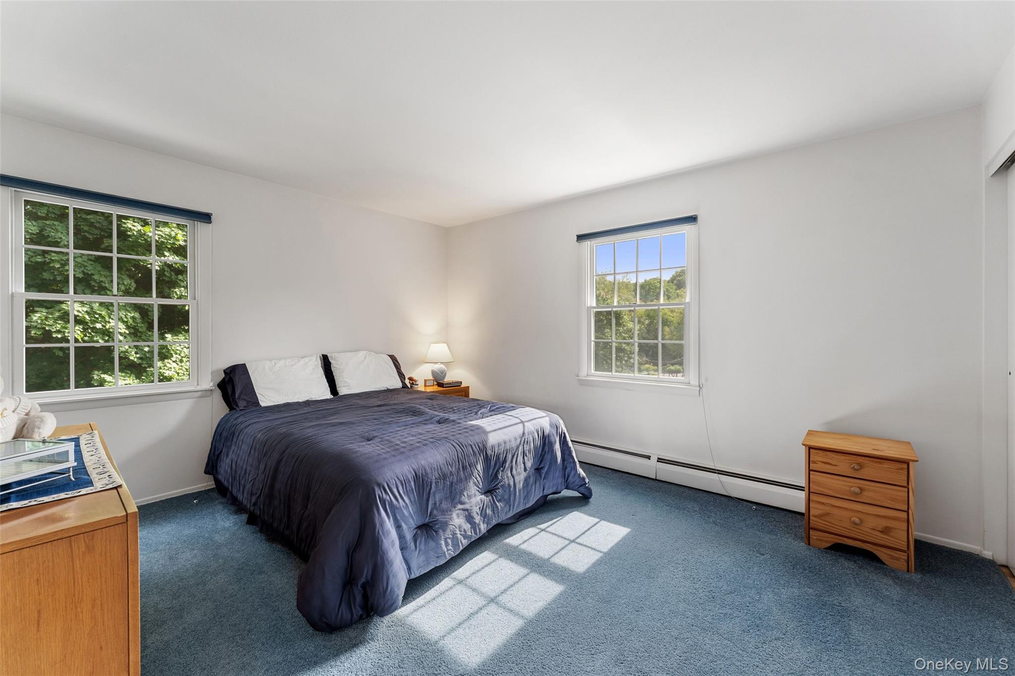12 Lyons Road – For Sale photo 16