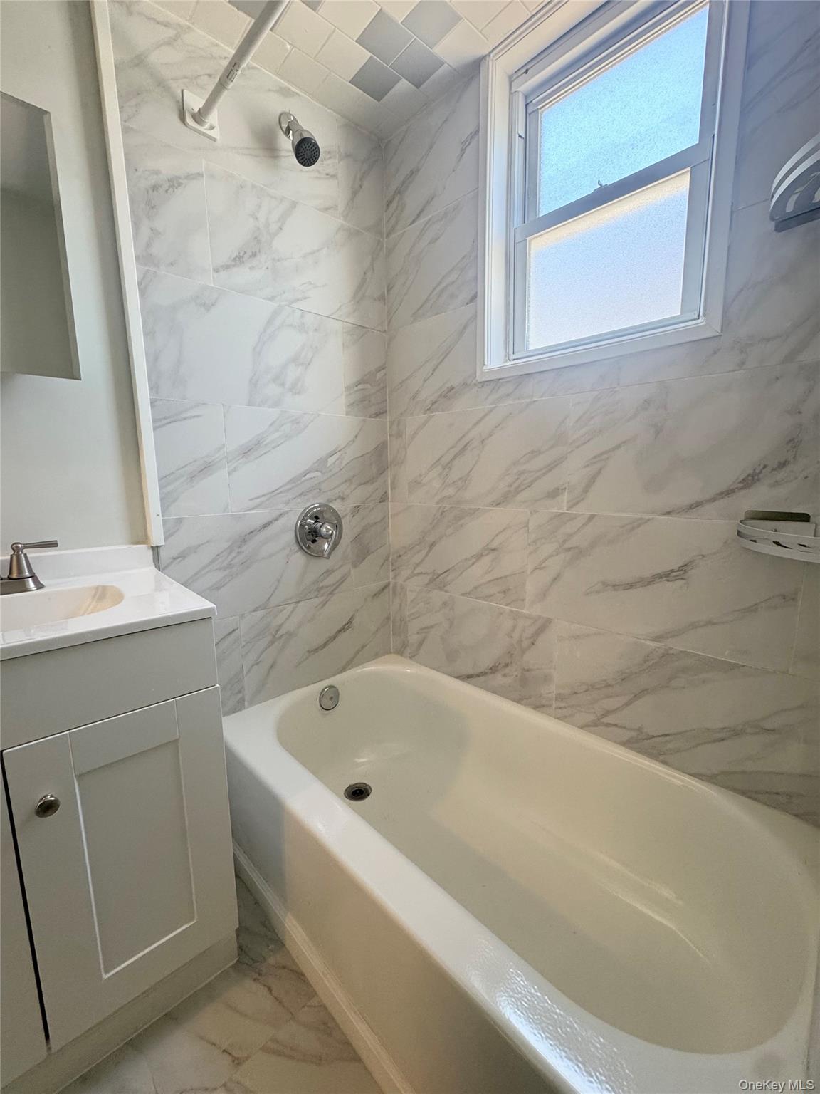 249 N Macquesten Parkway, Unit Floor #2 photo 9