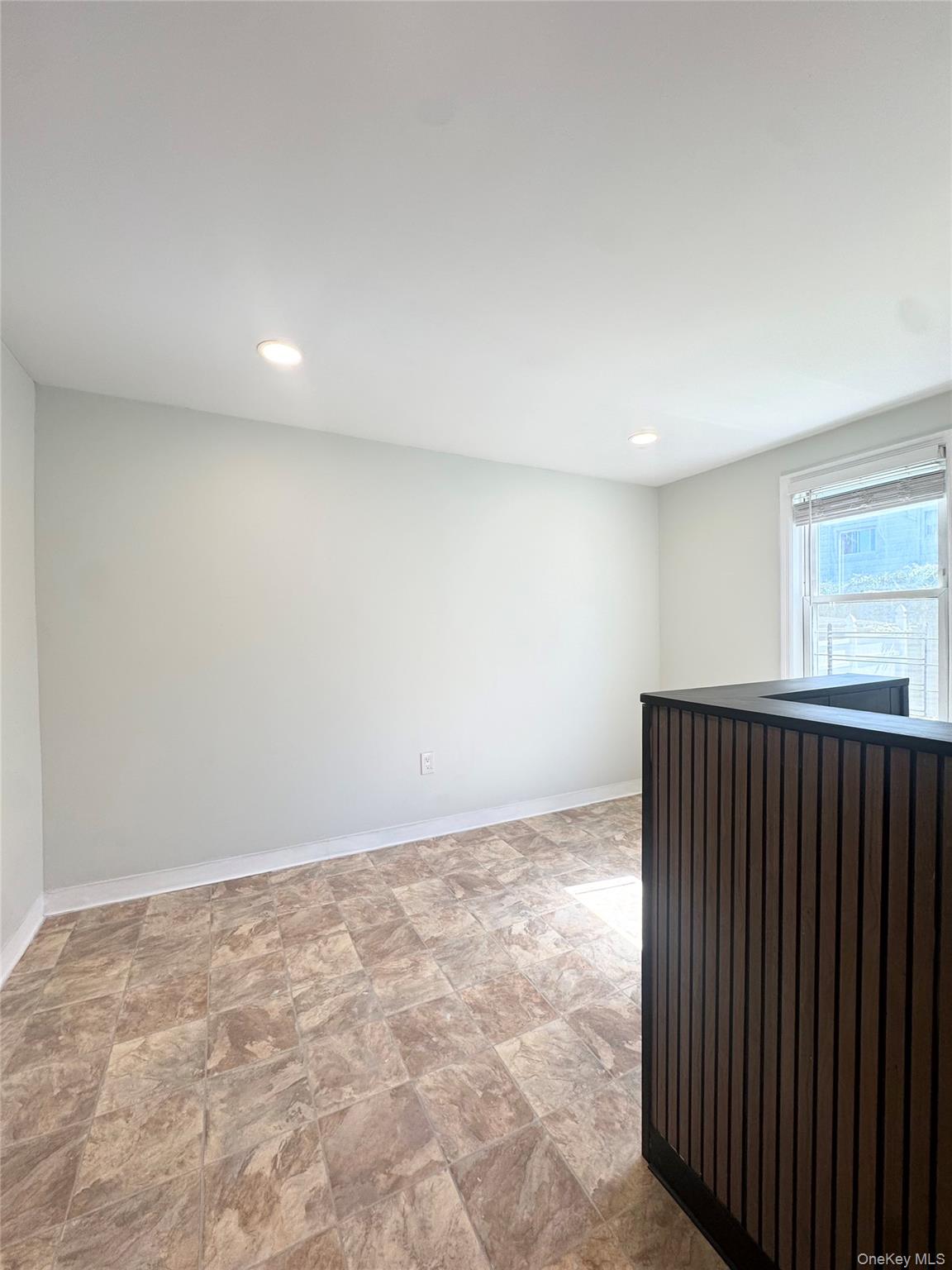 249 N Macquesten Parkway, Unit Floor #2 photo 3