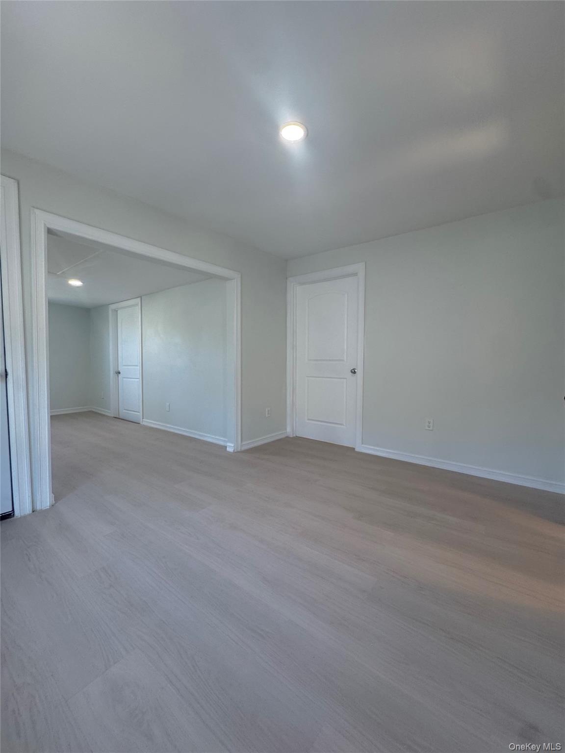 249 N Macquesten Parkway, Unit Floor #2 photo 8