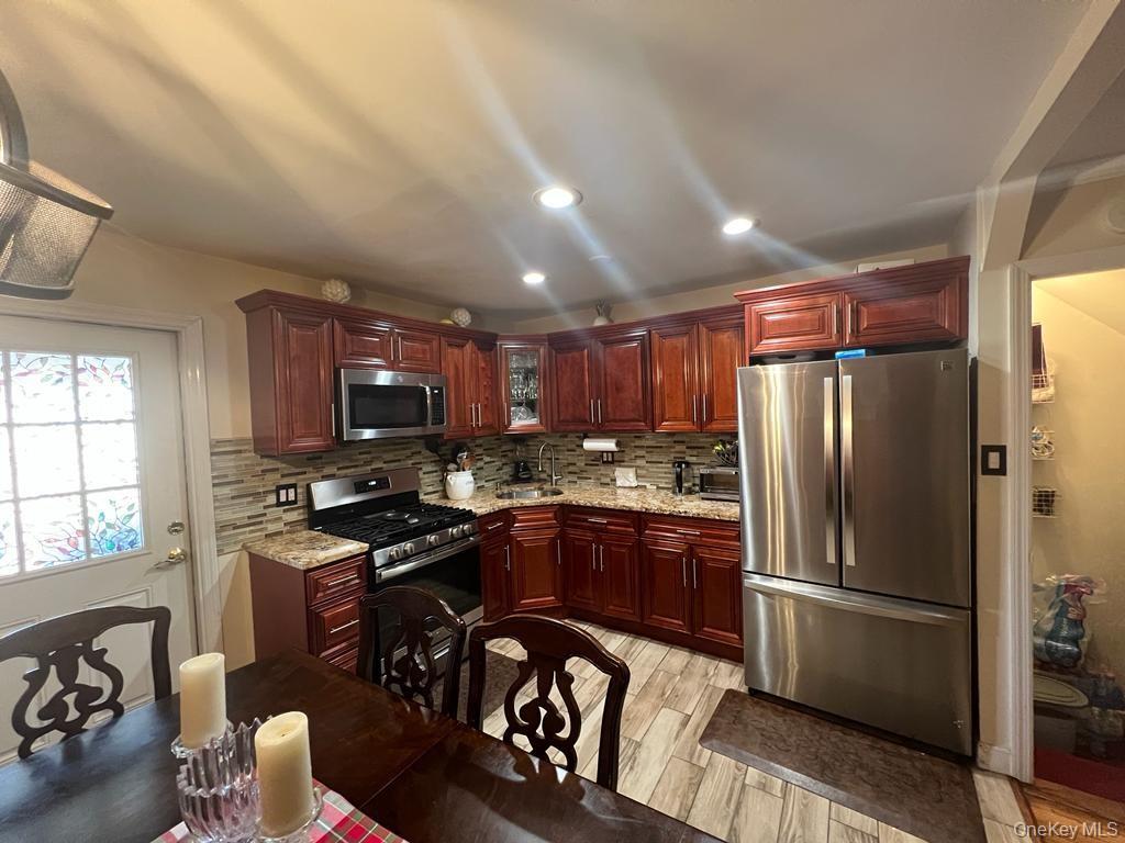 1023B E 229th Street – For Sale