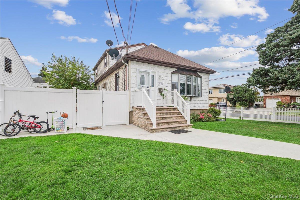 2696 W Alder Road – For Sale