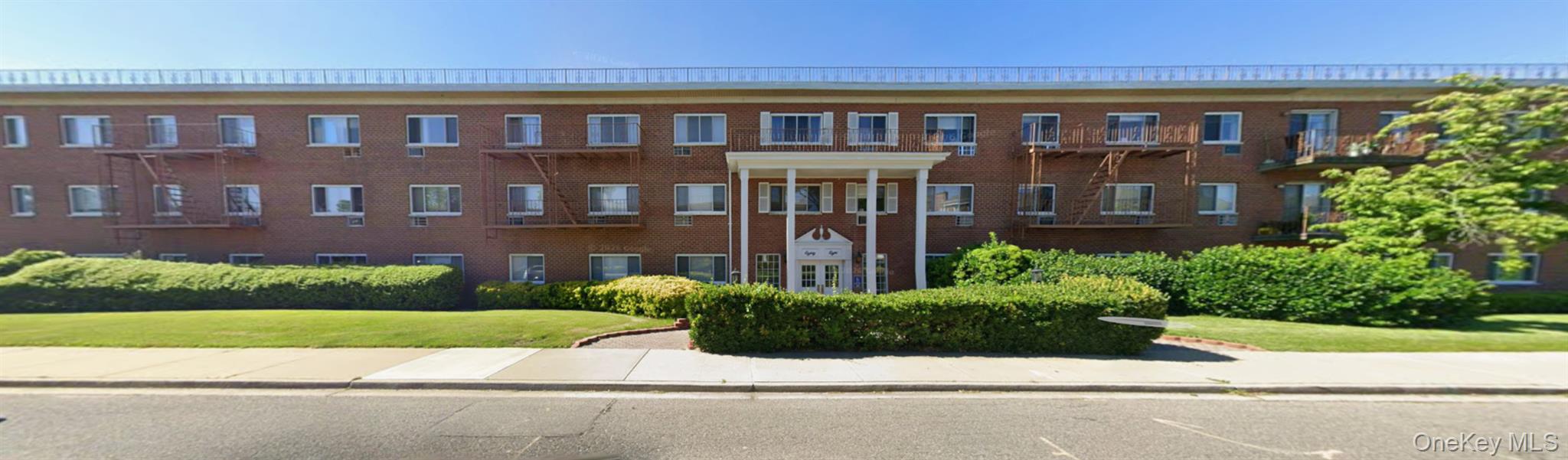 88 Lenox Road, Unit 3J