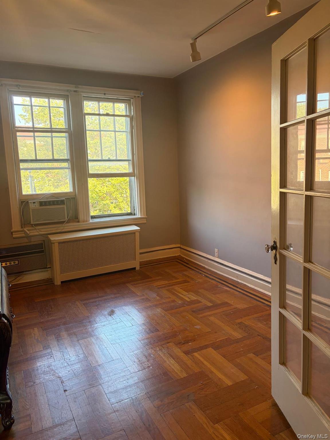 3134 79th Street – For Rent photo 6