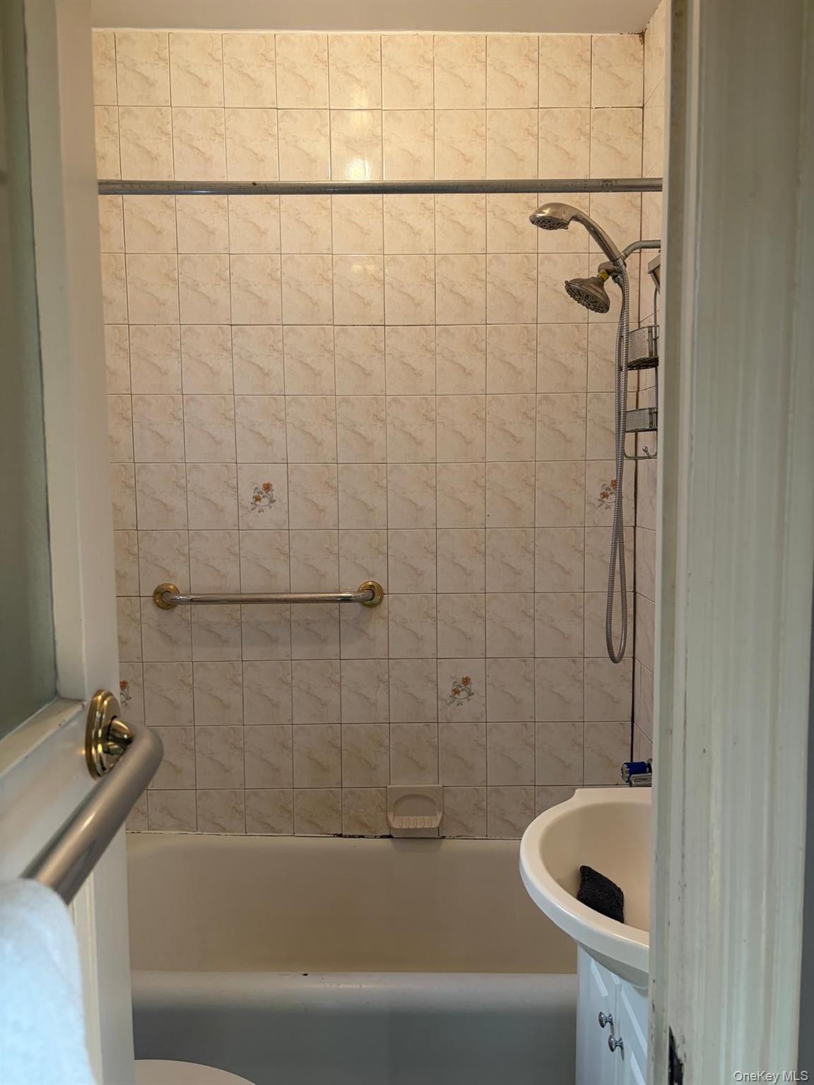 3134 79th Street – For Rent photo 11