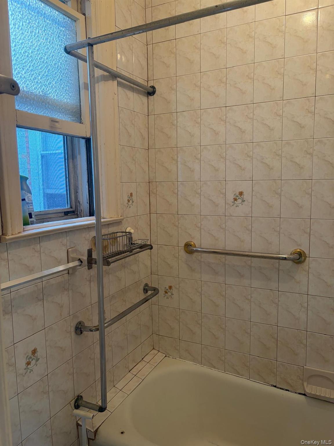 3134 79th Street – For Rent photo 7
