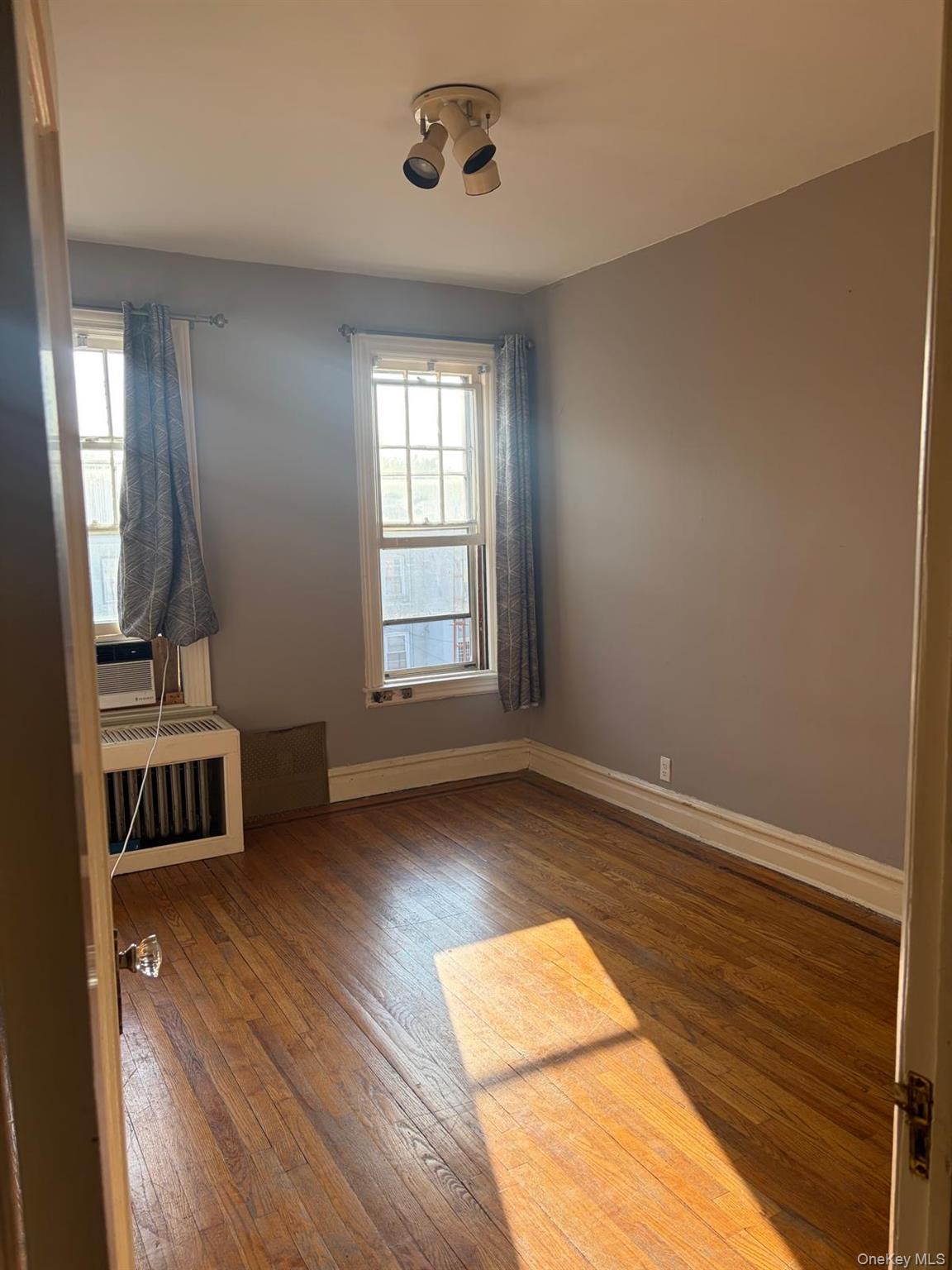 3134 79th Street – For Rent photo 4