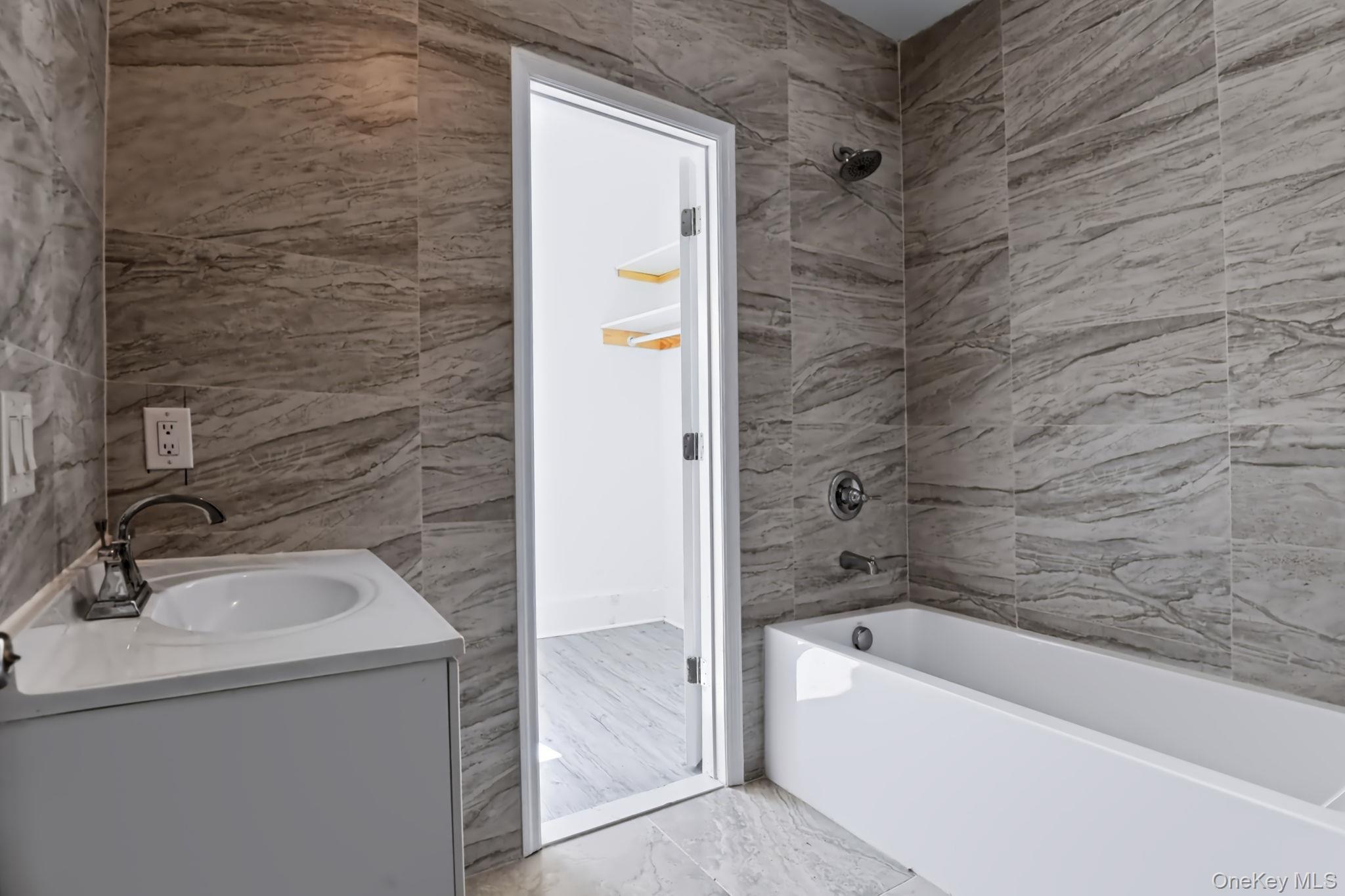 315 Tower Avenue, Unit A photo 14