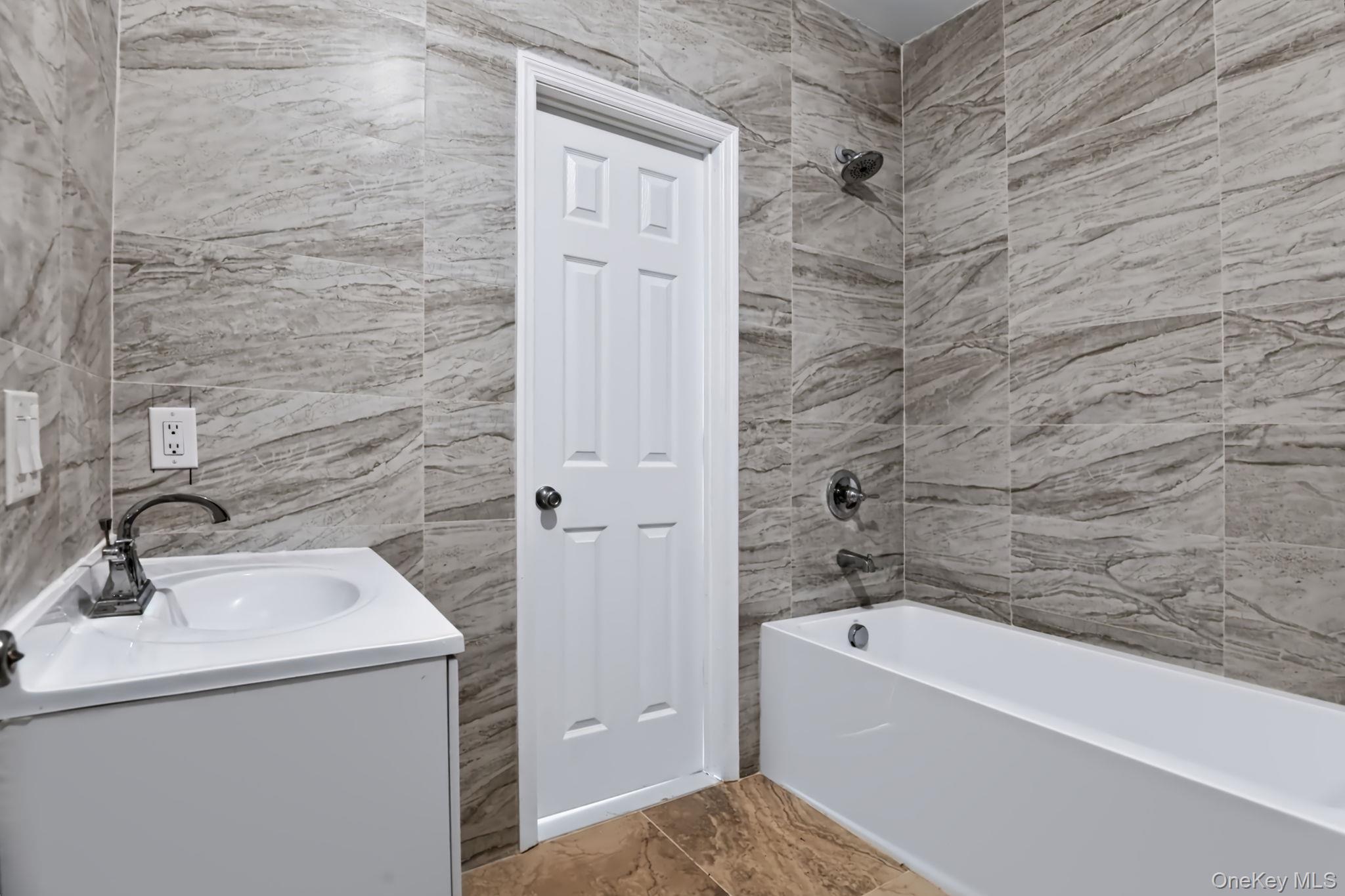 315 Tower Avenue, Unit A photo 12