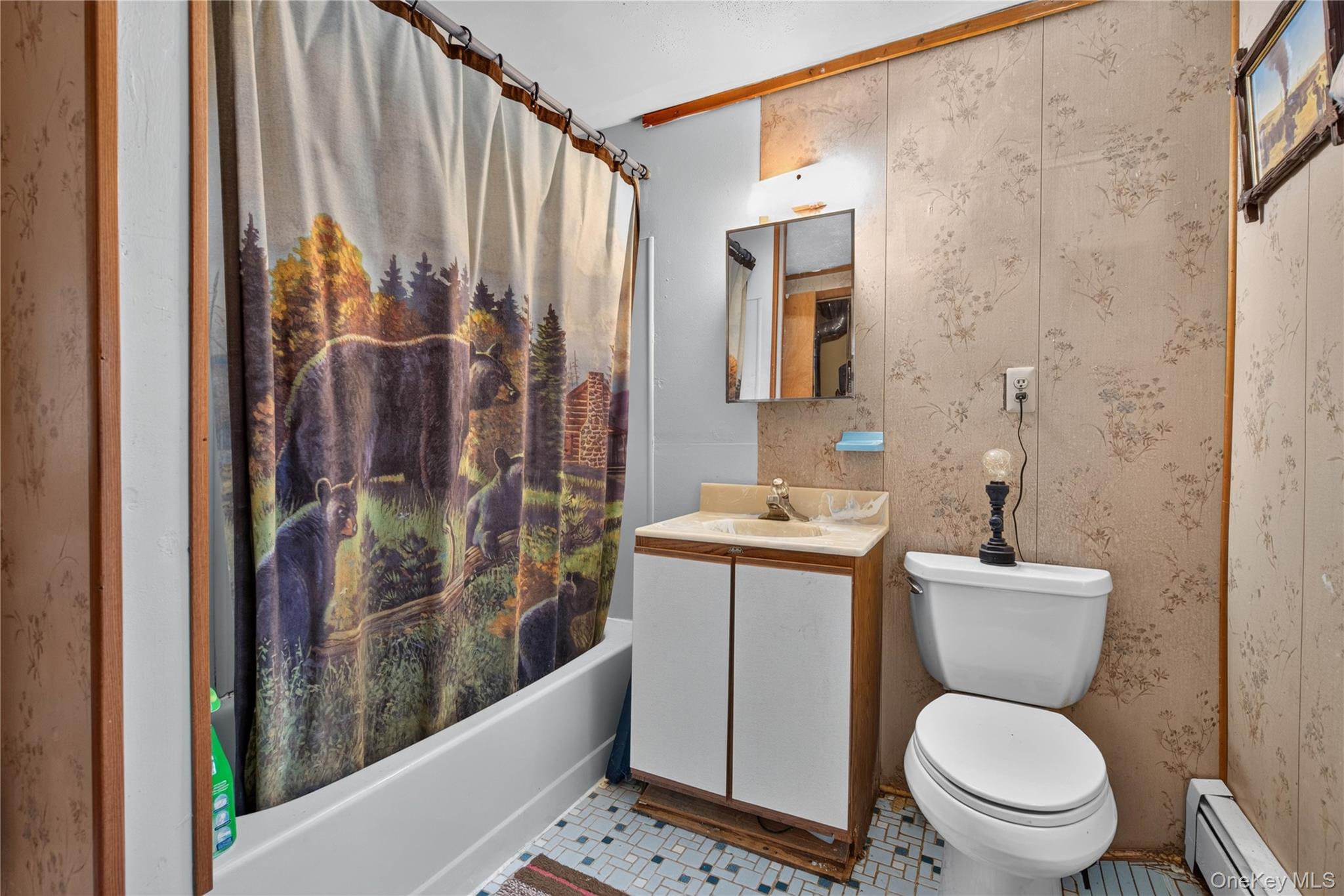 33 E Crossman Avenue – For Sale photo 16