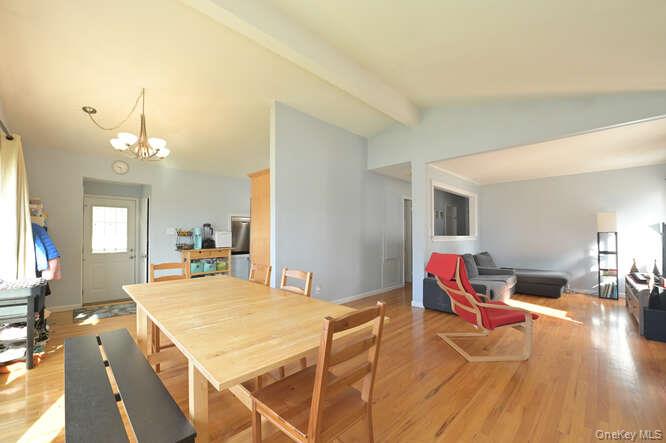 10 Pickwick Drive S – For Rent photo 5