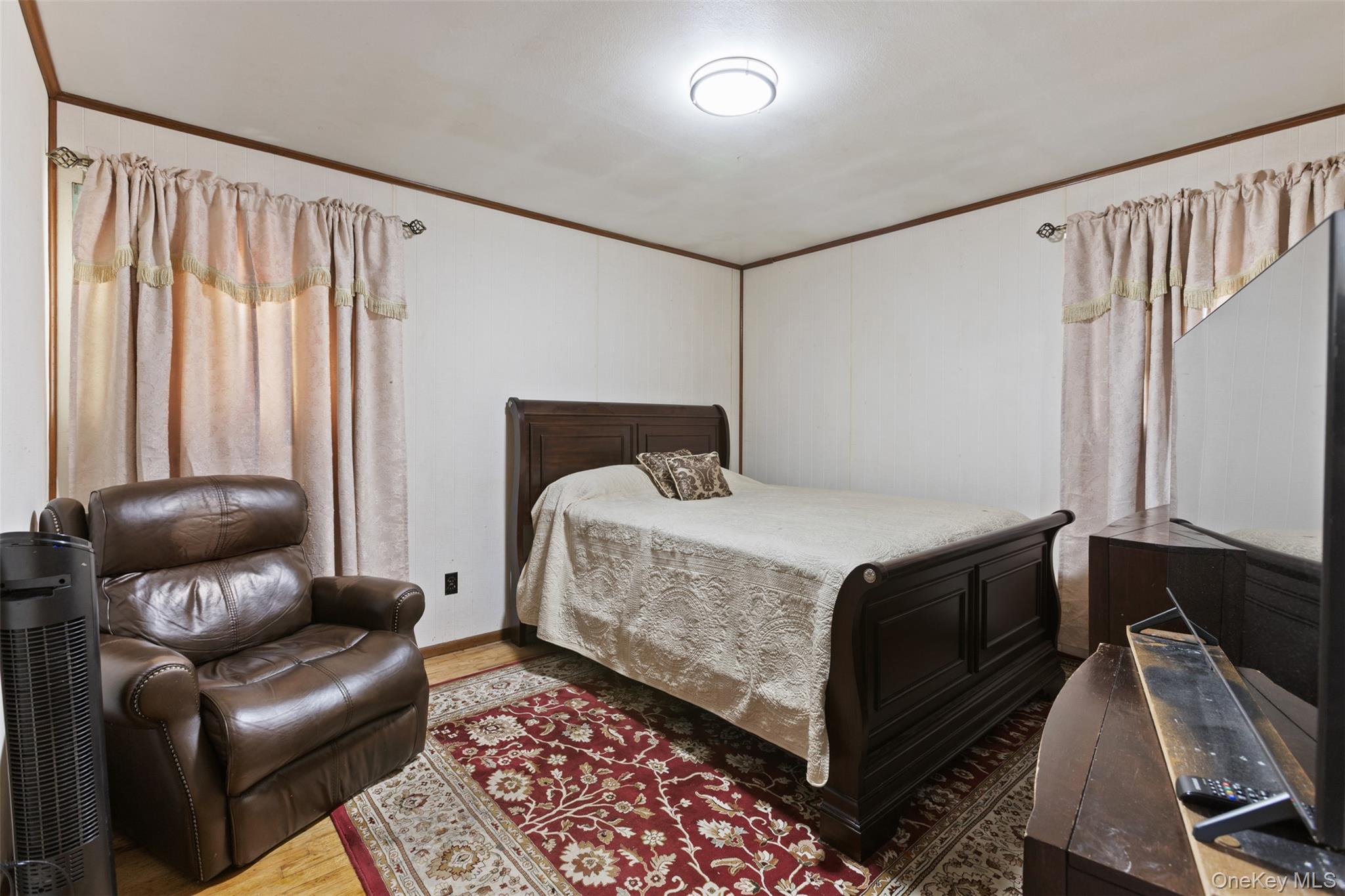 552 Briar Place – For Sale photo 10