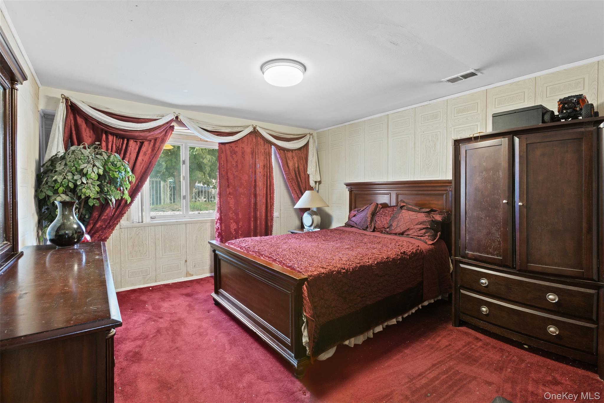 552 Briar Place – For Sale photo 11