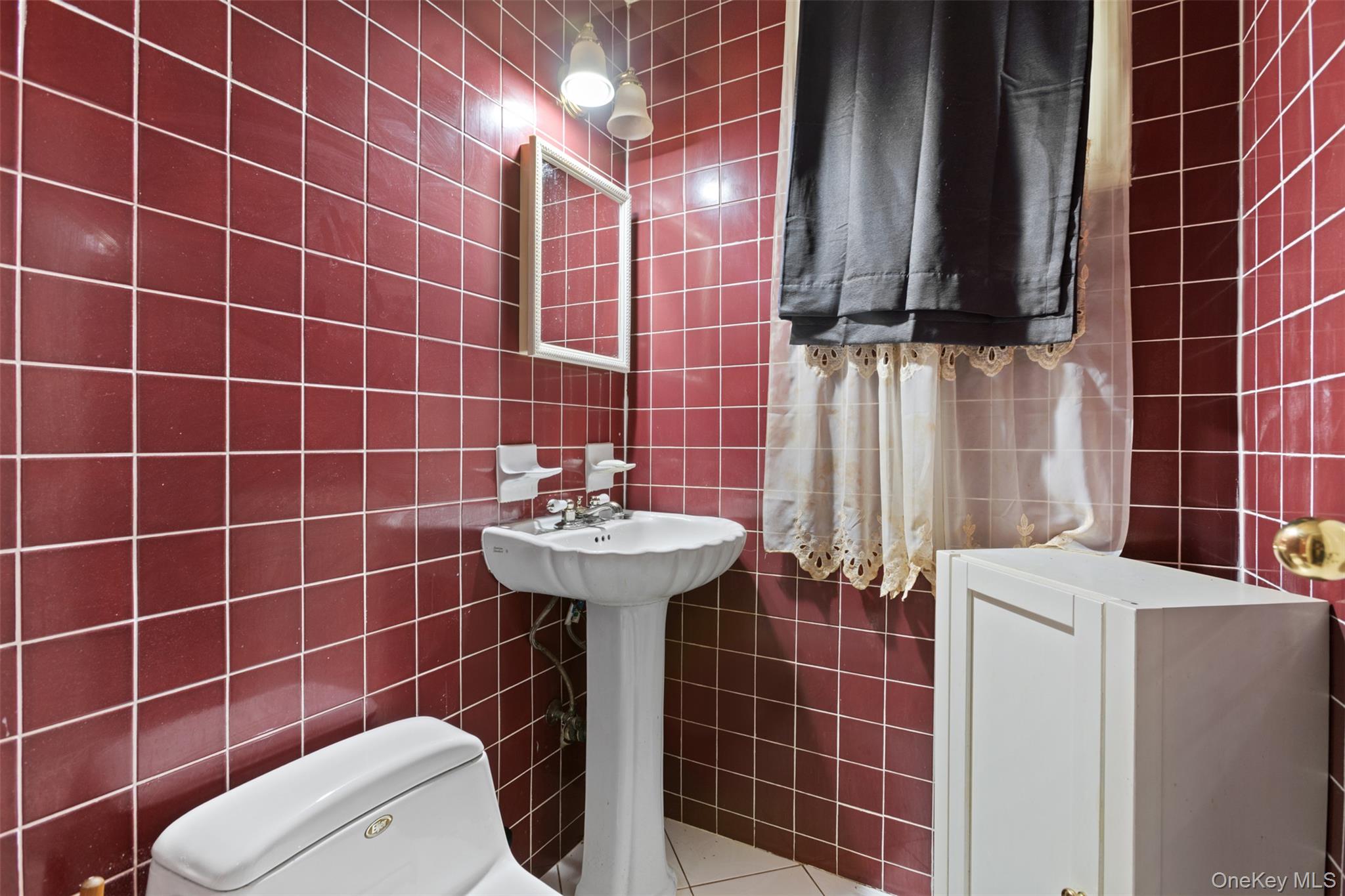 552 Briar Place – For Sale photo 13