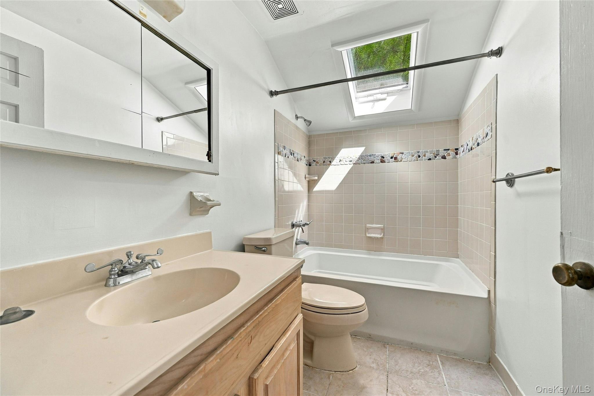 15 Shore Oaks Drive – For Sale photo 27
