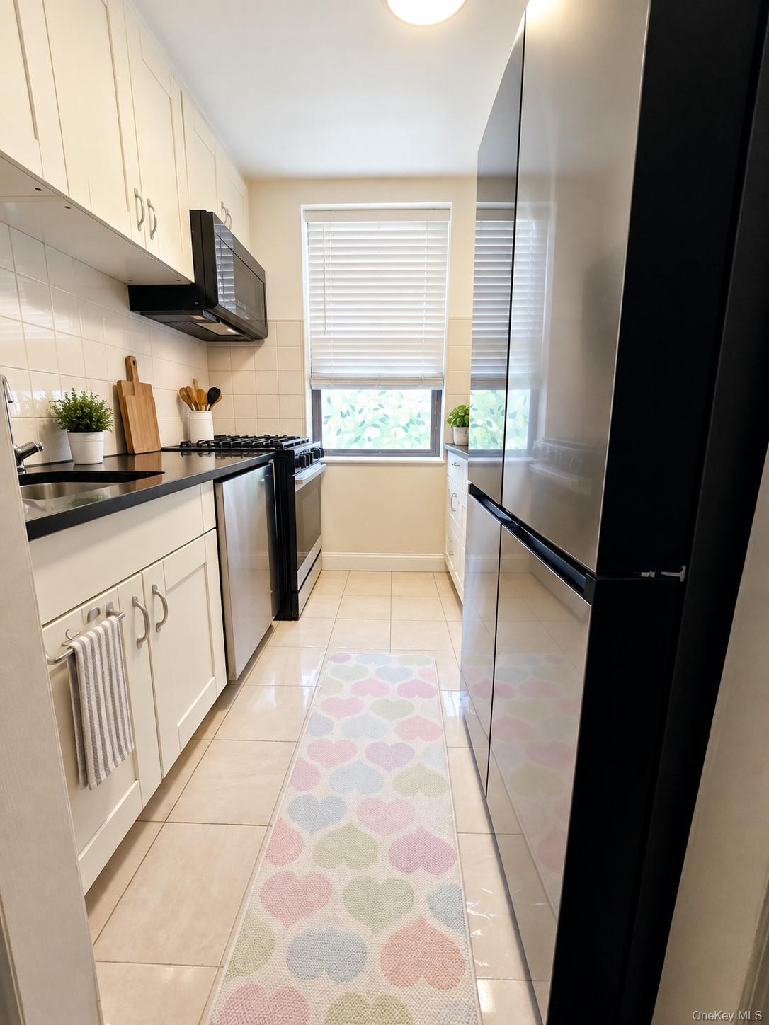 52-02 39th Avenue, Unit 1A photo 5