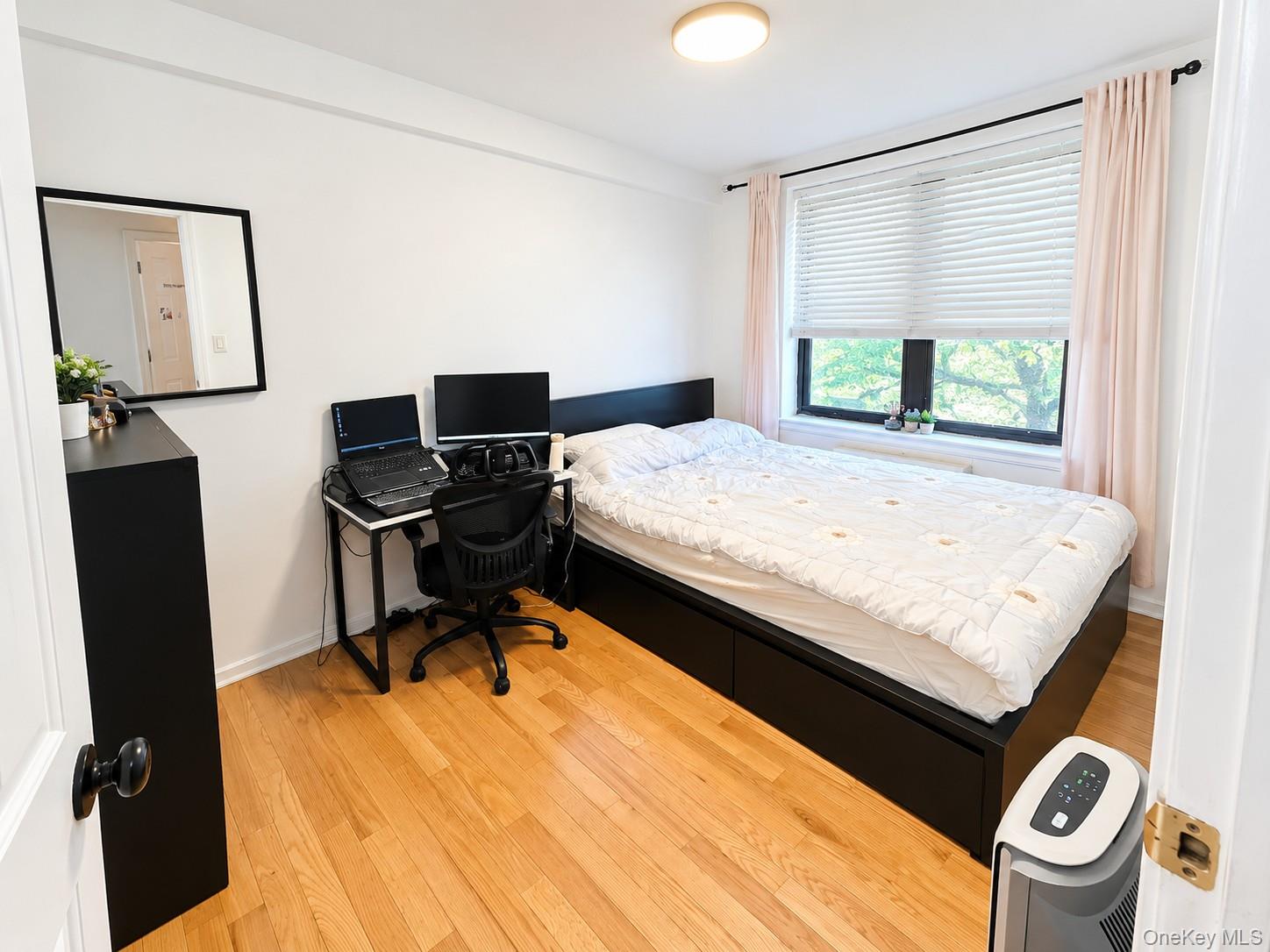 52-02 39th Avenue, Unit 1A photo 13