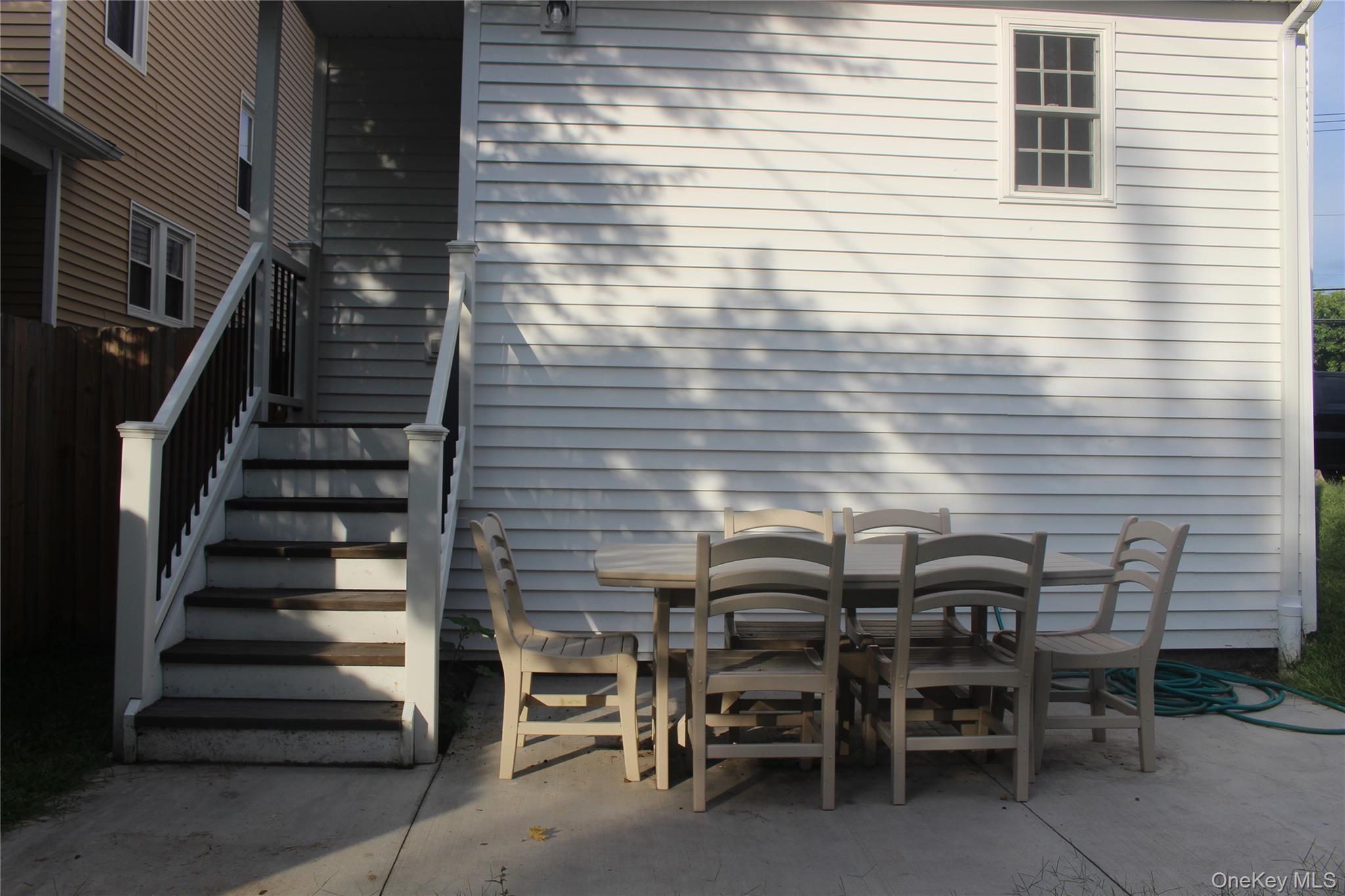 17 Bank Street – For Rent photo 11