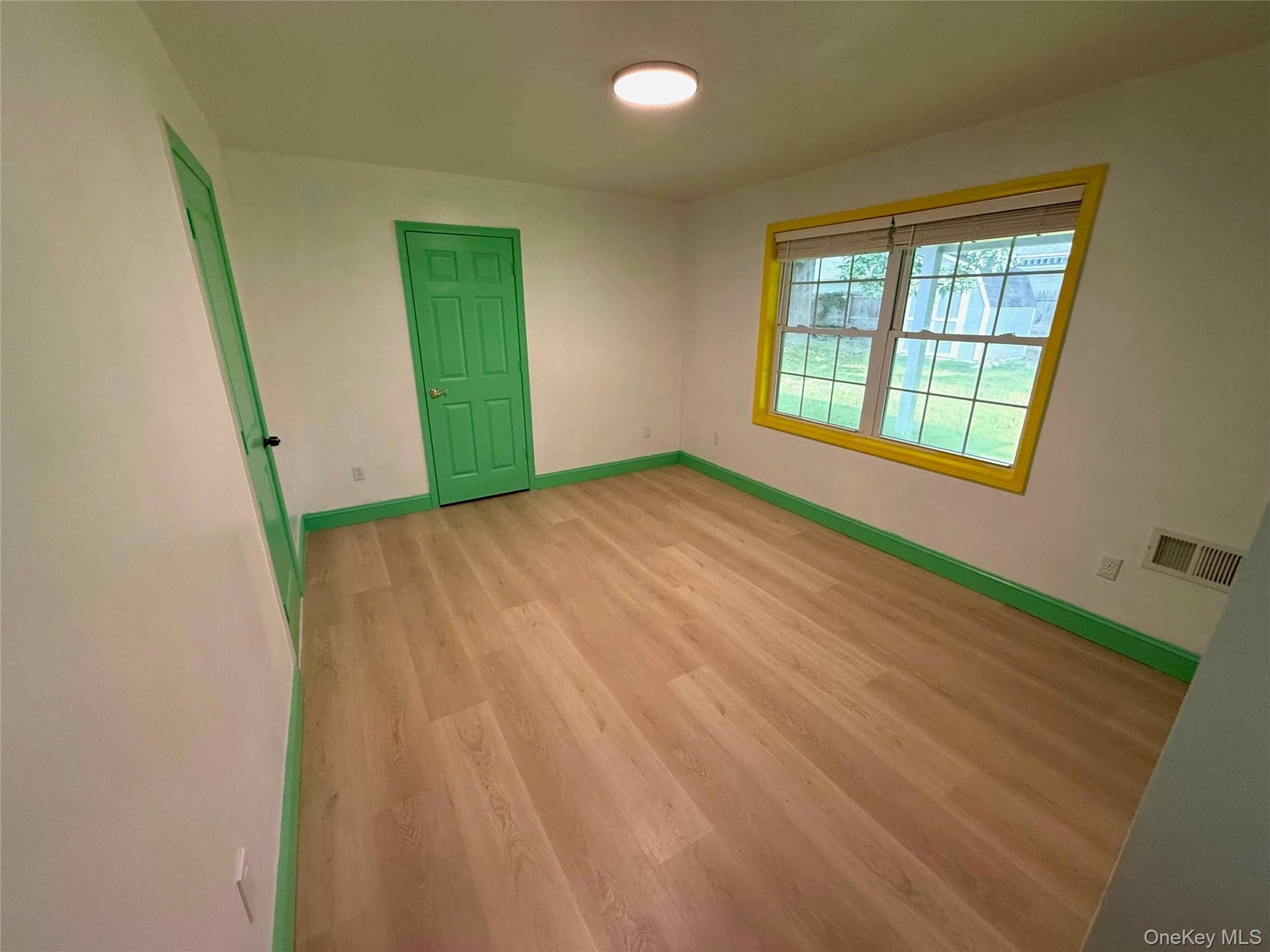 20 3rd Street – For Sale photo 3