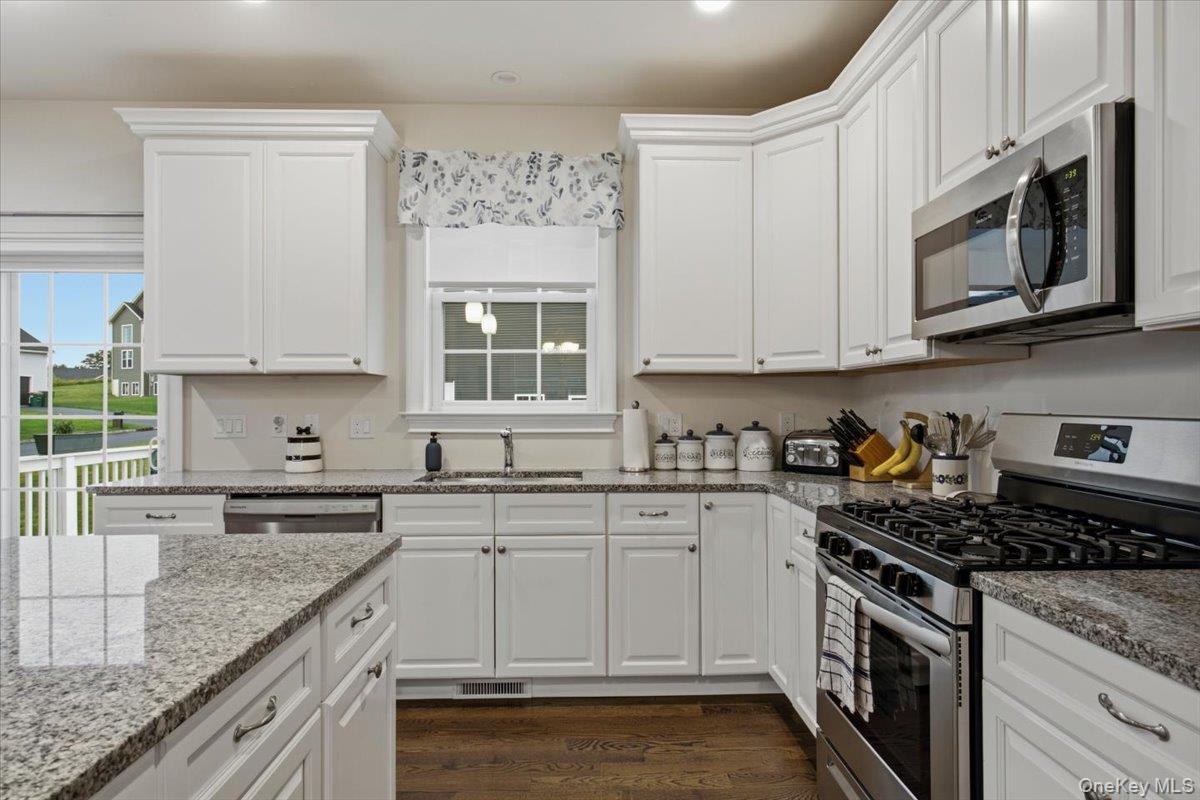 16 Kensington Lane – For Sale photo 21