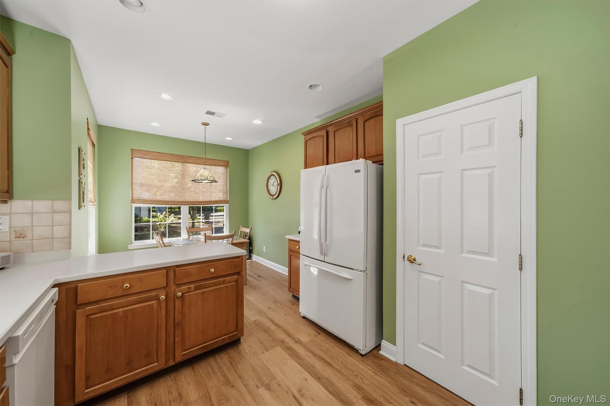 10 Willow Court – For Sale photo 25