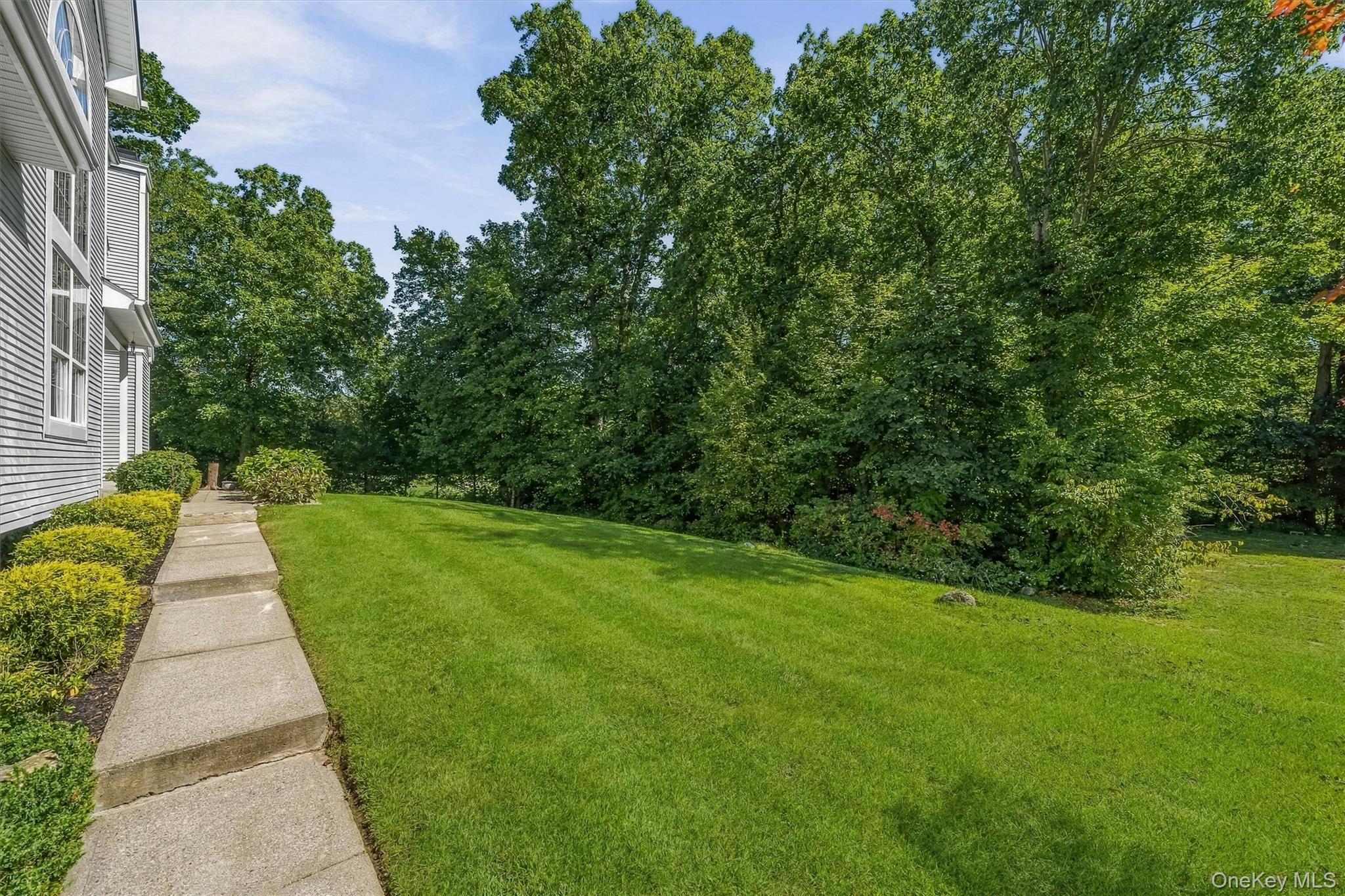 10 Willow Court – For Sale photo 10