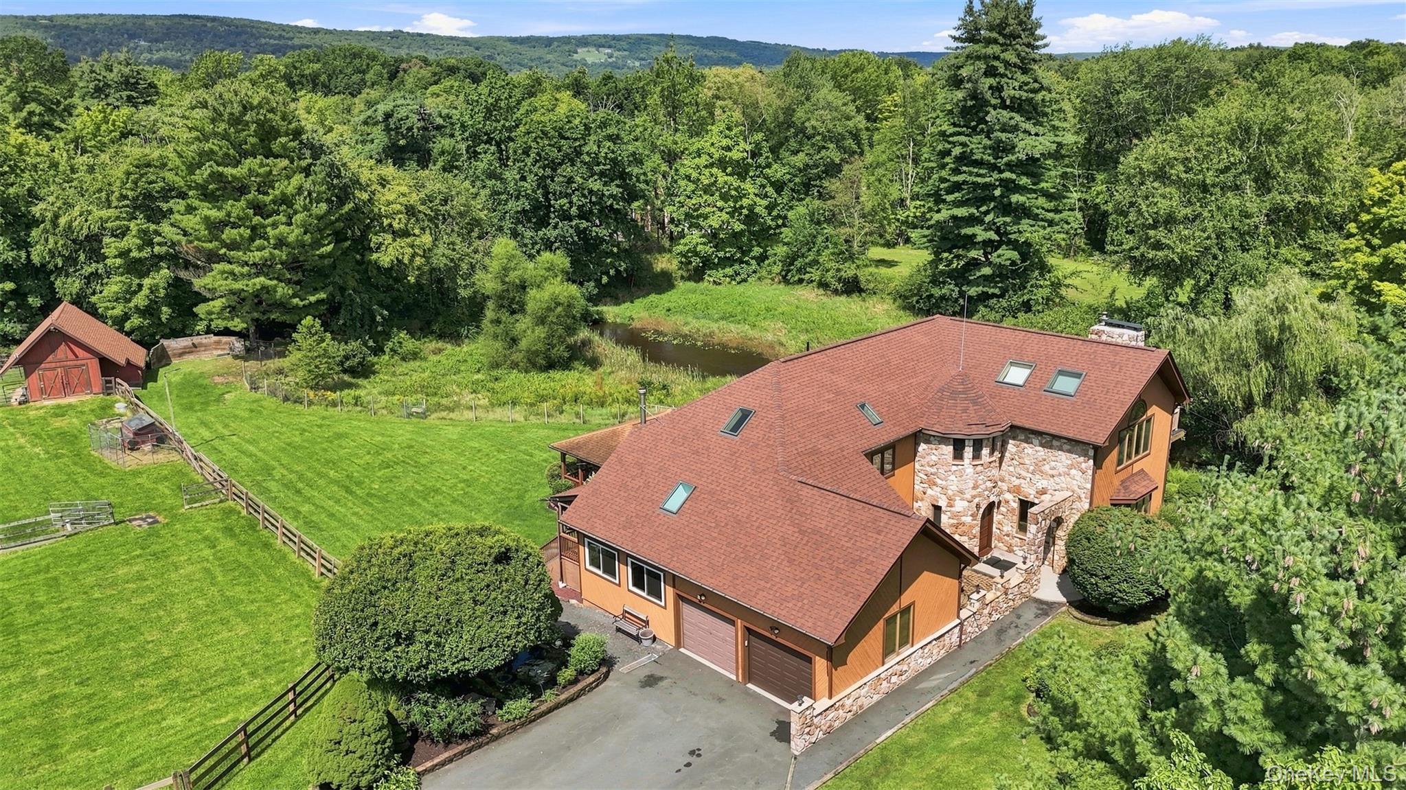 289 Pine Grove Road – For Sale