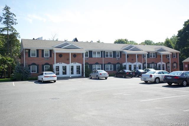 64 S Clinton Avenue, Unit 4B